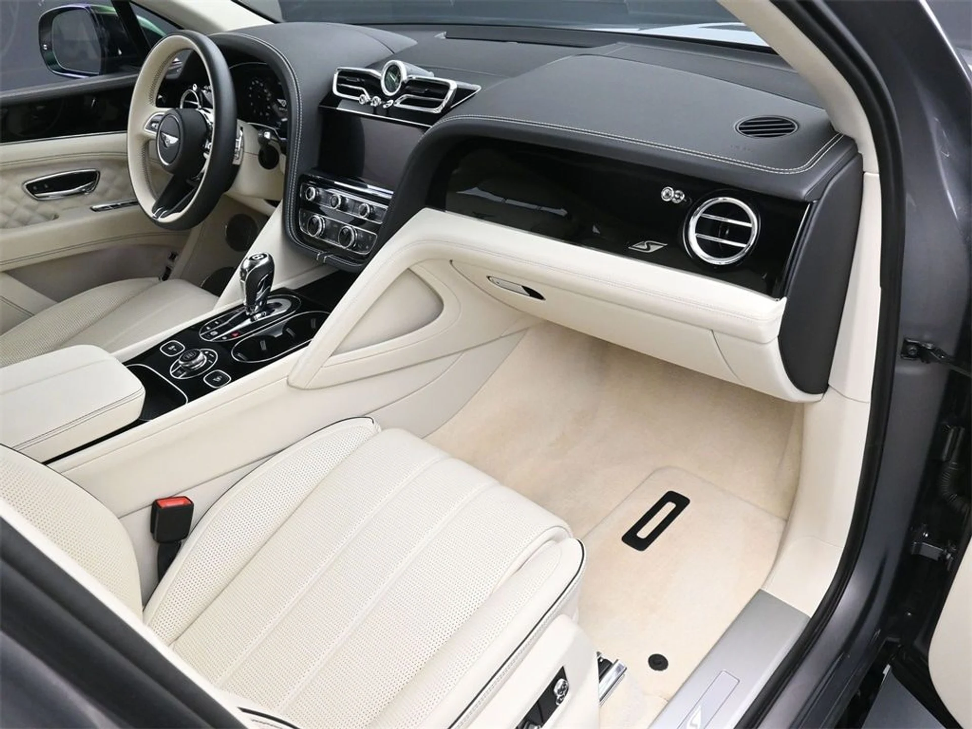 mph010_2497980161_8a84480813f0e88c97620cb040b90b97x_947ba0e94a