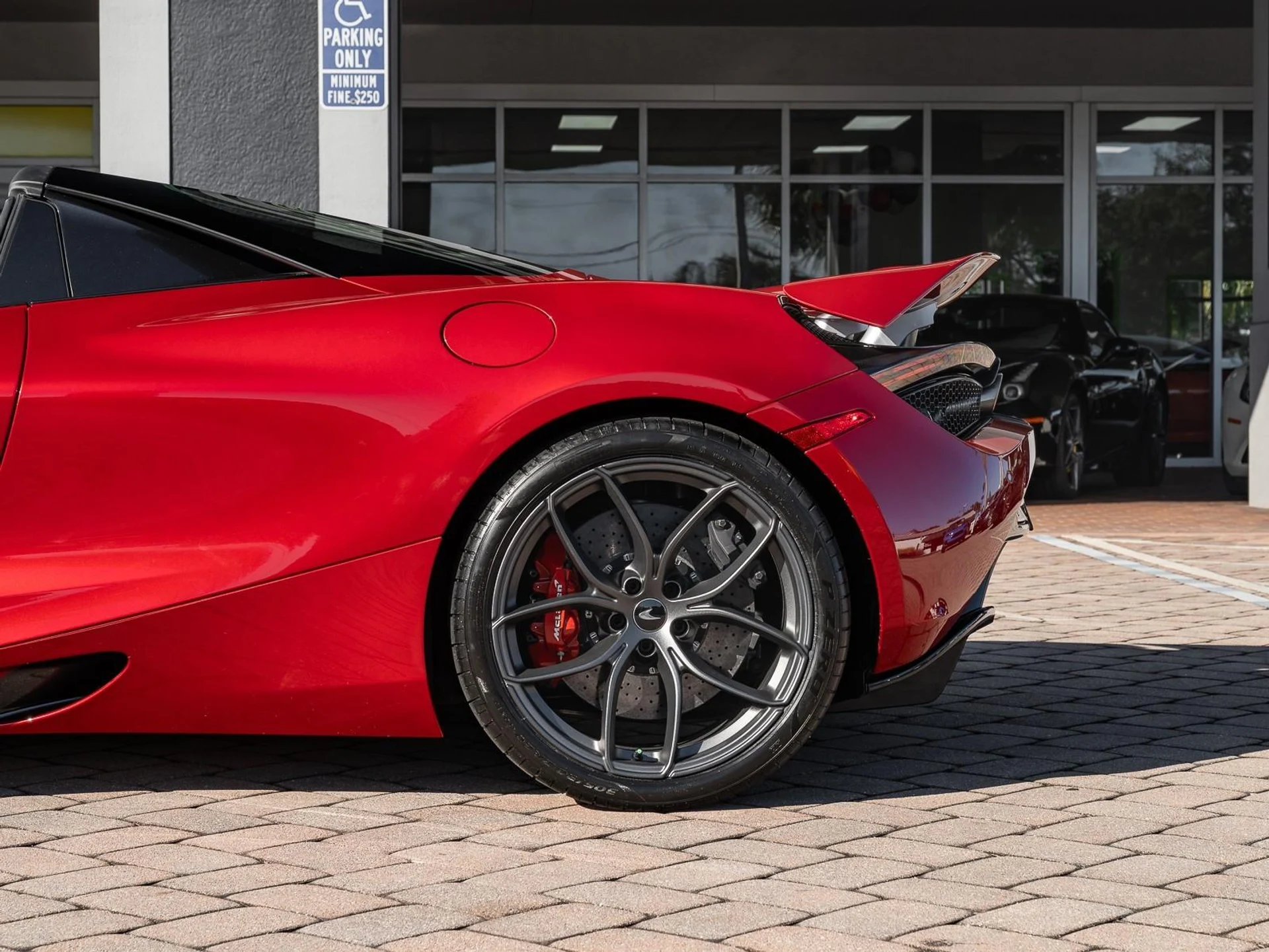 mph010_2498122910_Used_2020_Mc_Laren_720_S_1766077567_a09bdf0427