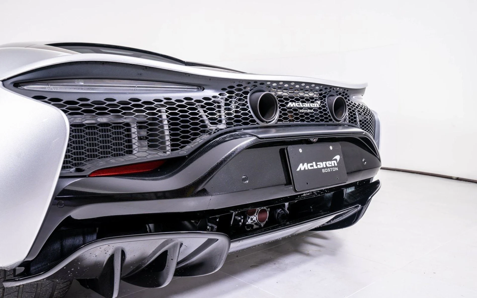 mph010_2500063699_687ed882de4218c39ce85b5234630a16x_3cd90d1274