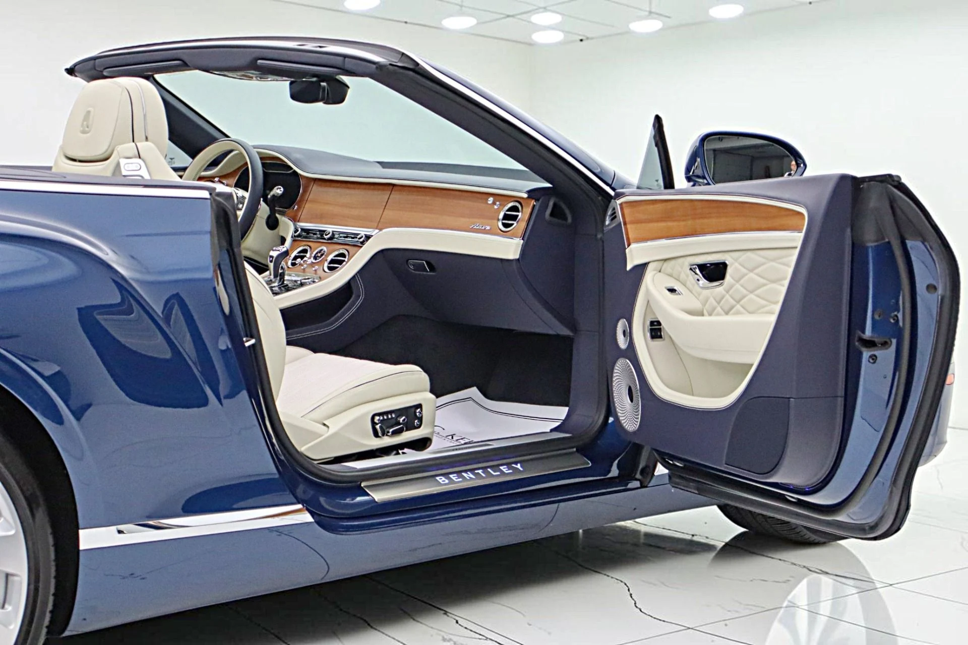 mph010_2501995087_Used_2024_Bentley_Continental_GTC_Azure_V8_LEASE_OPTIONS_AVAILABLE_429adb4b44