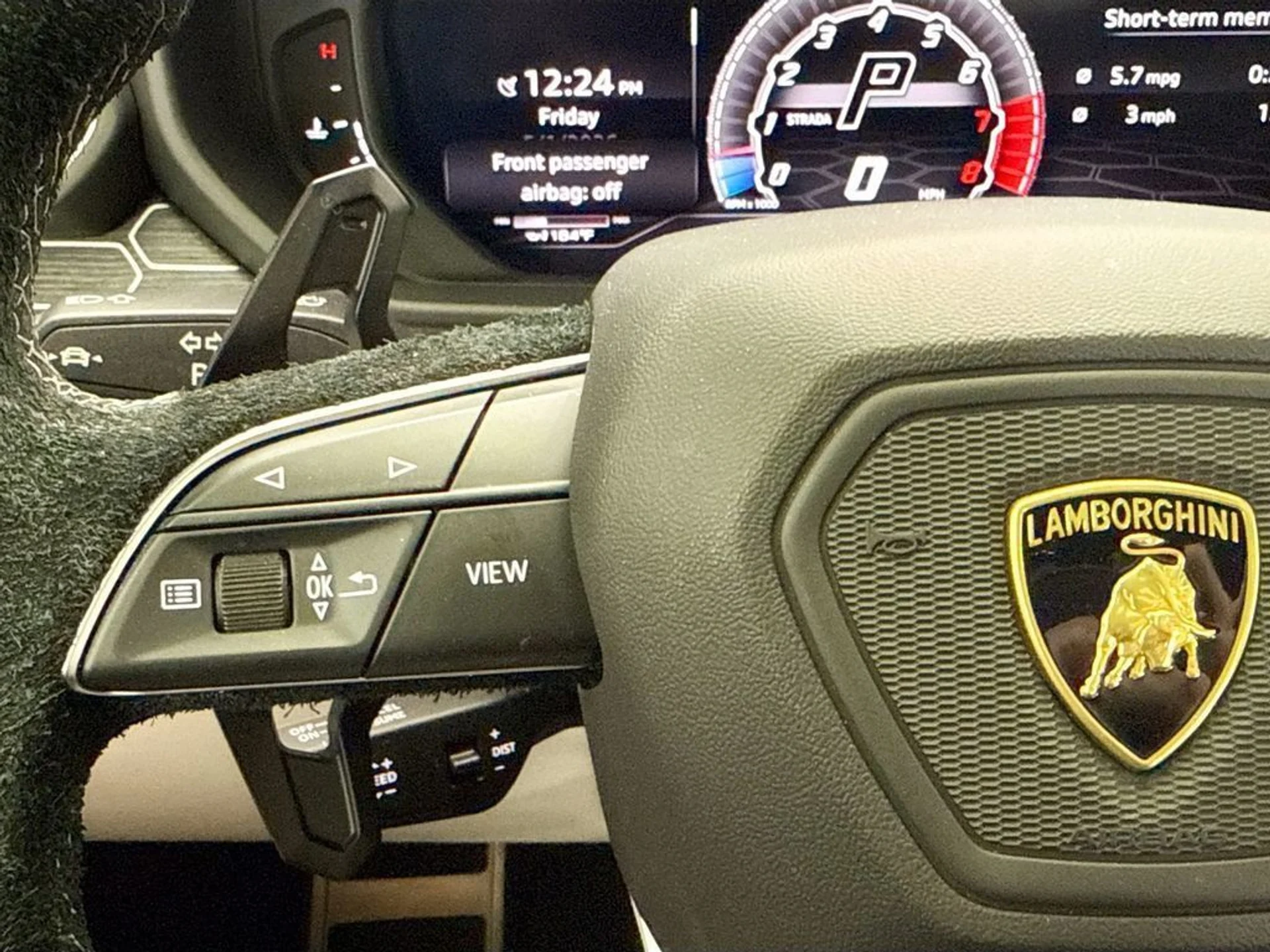 mph010_2504161434_used_2019_lamborghini_urus_awd_8119_23021211_11_1024_d1816995b3