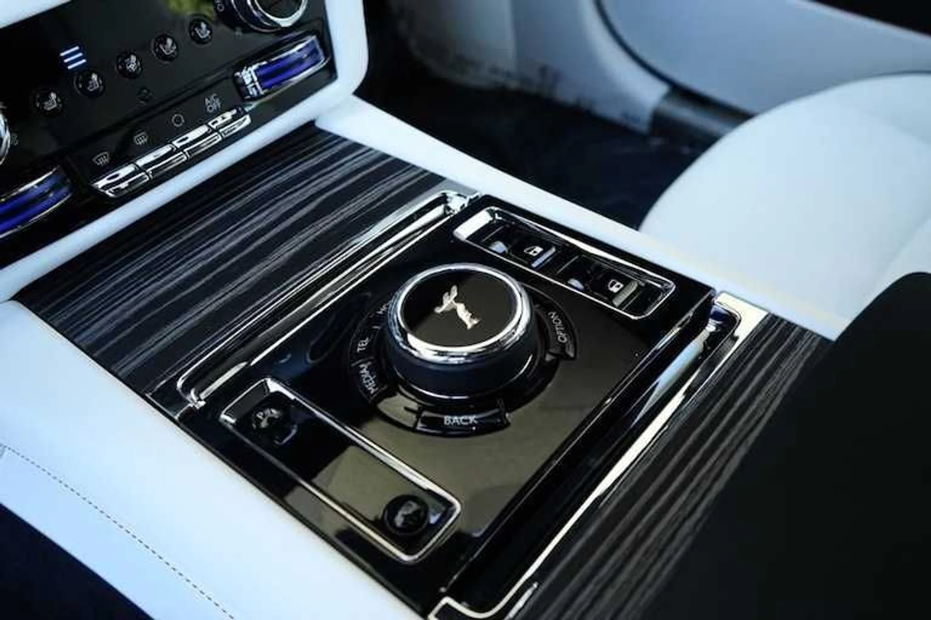 mph010_2504764664_10mtt37xjx5uadrixq85n1avz965_2fea330b95