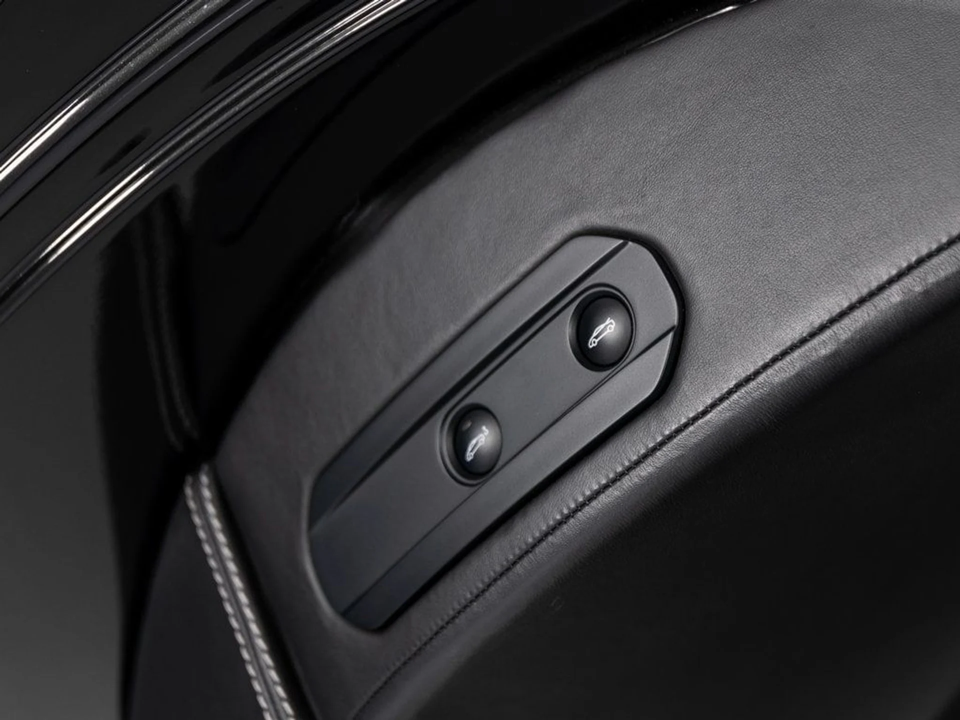 mph010_2506158460_f7a4cdb0c442912b8dc584adadf187ddx_6f0b79675d