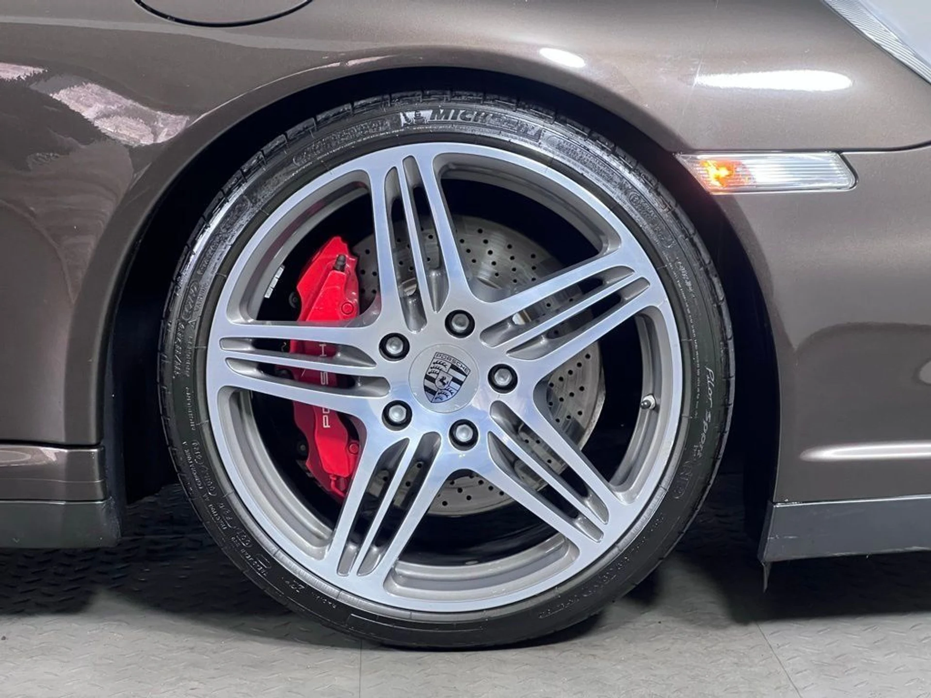 mph010_2509001947_a81c45840e0802da3c01fa2bdca5126b_106cfede76