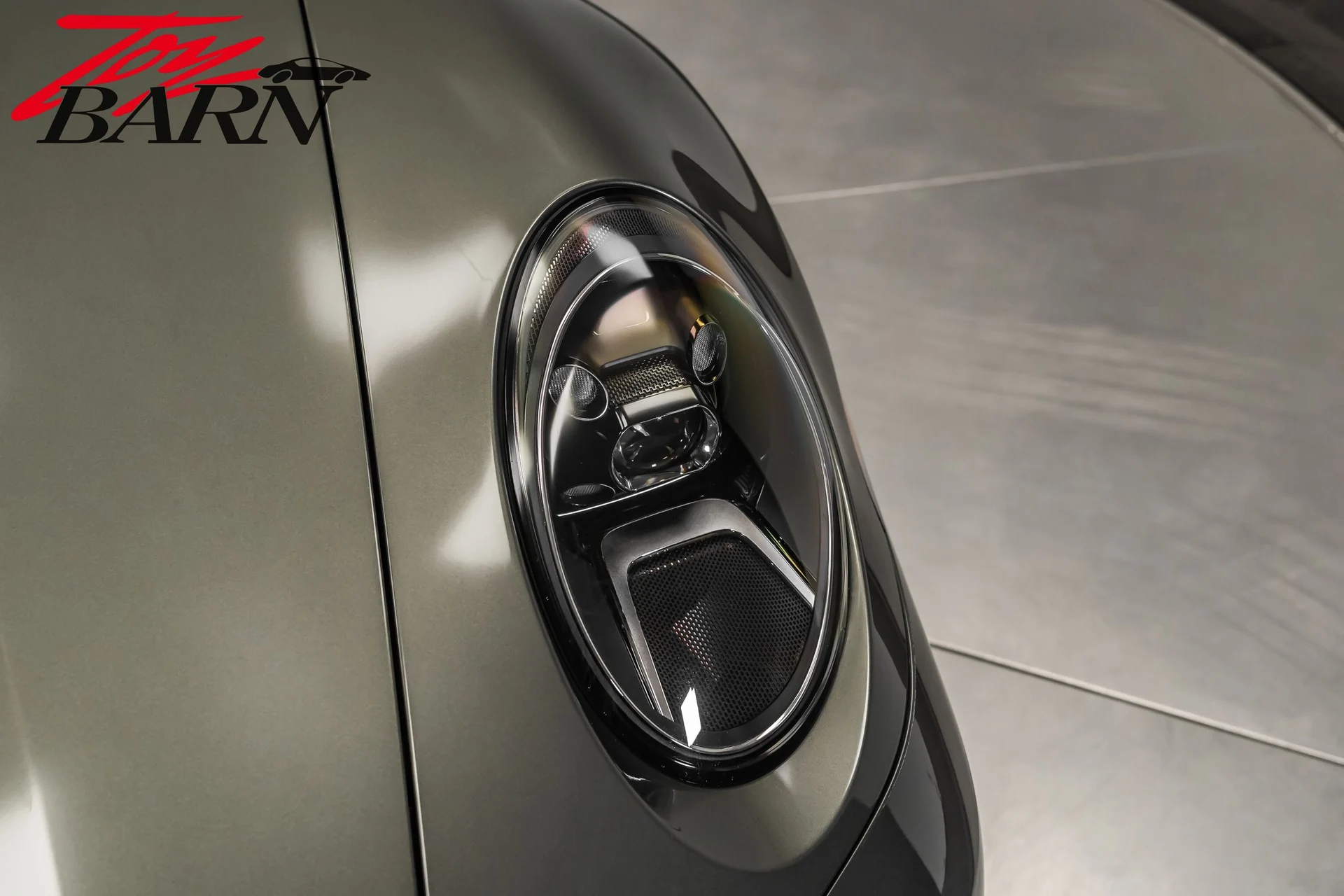 mph010_2520057757_0b8ebe707a82ea00e0e0e3ab51d02287x_a934f9e067