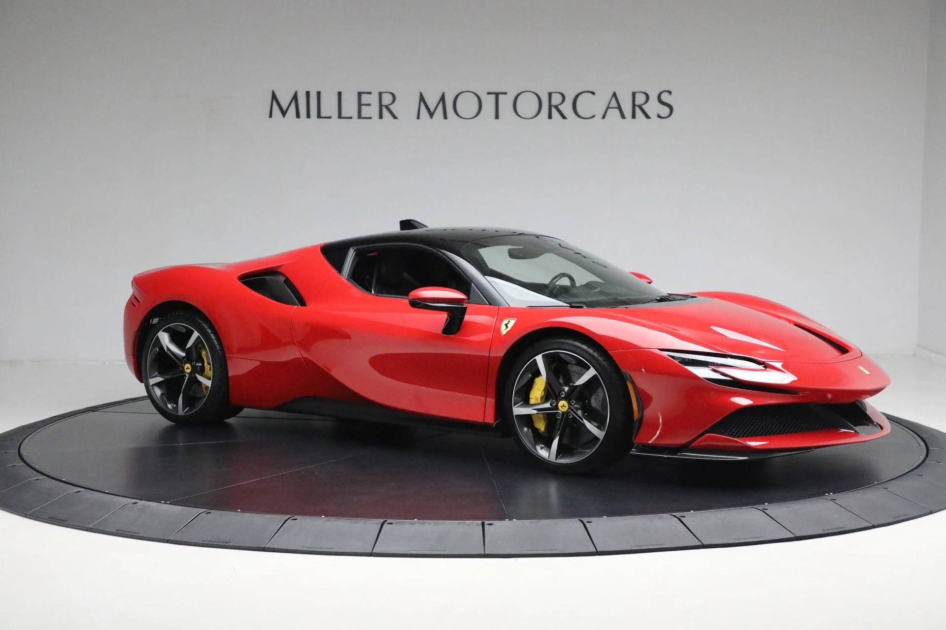 mph010_2530264772_Used_2023_Ferrari_SF_90_Stradale_4162efe269