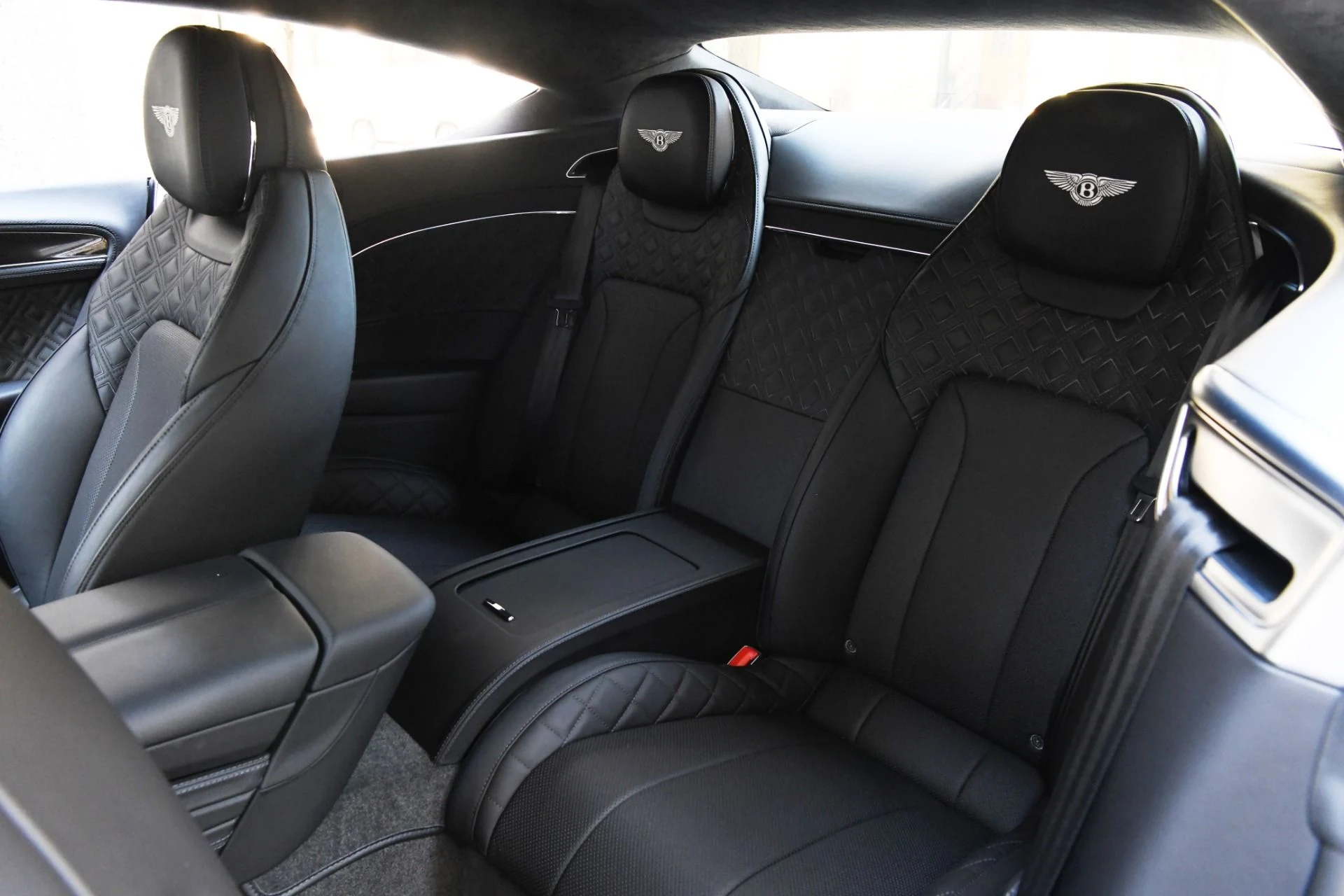 mph010_2530600161_Used_2022_Bentley_Continental_GT_GT_V8_1758135676_ae05362547