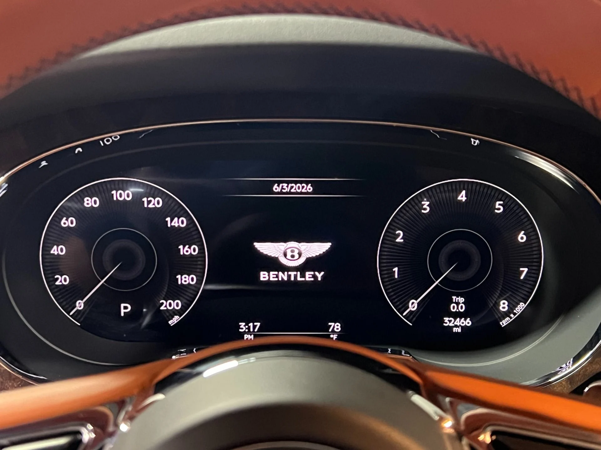 mph010_2532594355_Used_2021_Bentley_Bentayga_V8_1780518091_4aa937a5e0