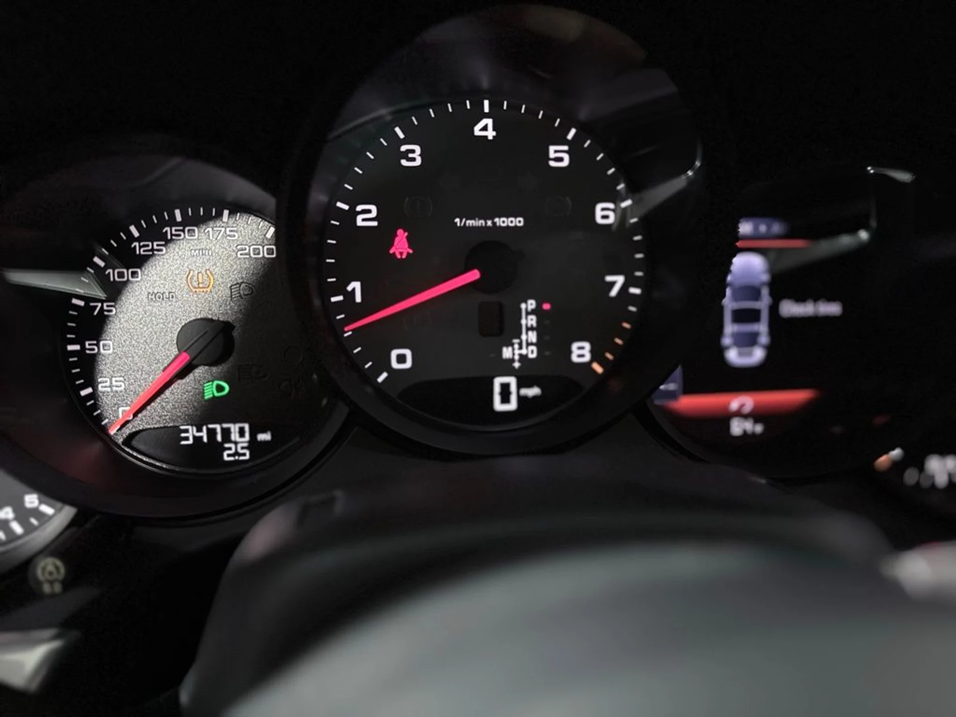 mph010_2539704899_dede41c45a0a82863a946eef16e22b72x_5b1e2260ec