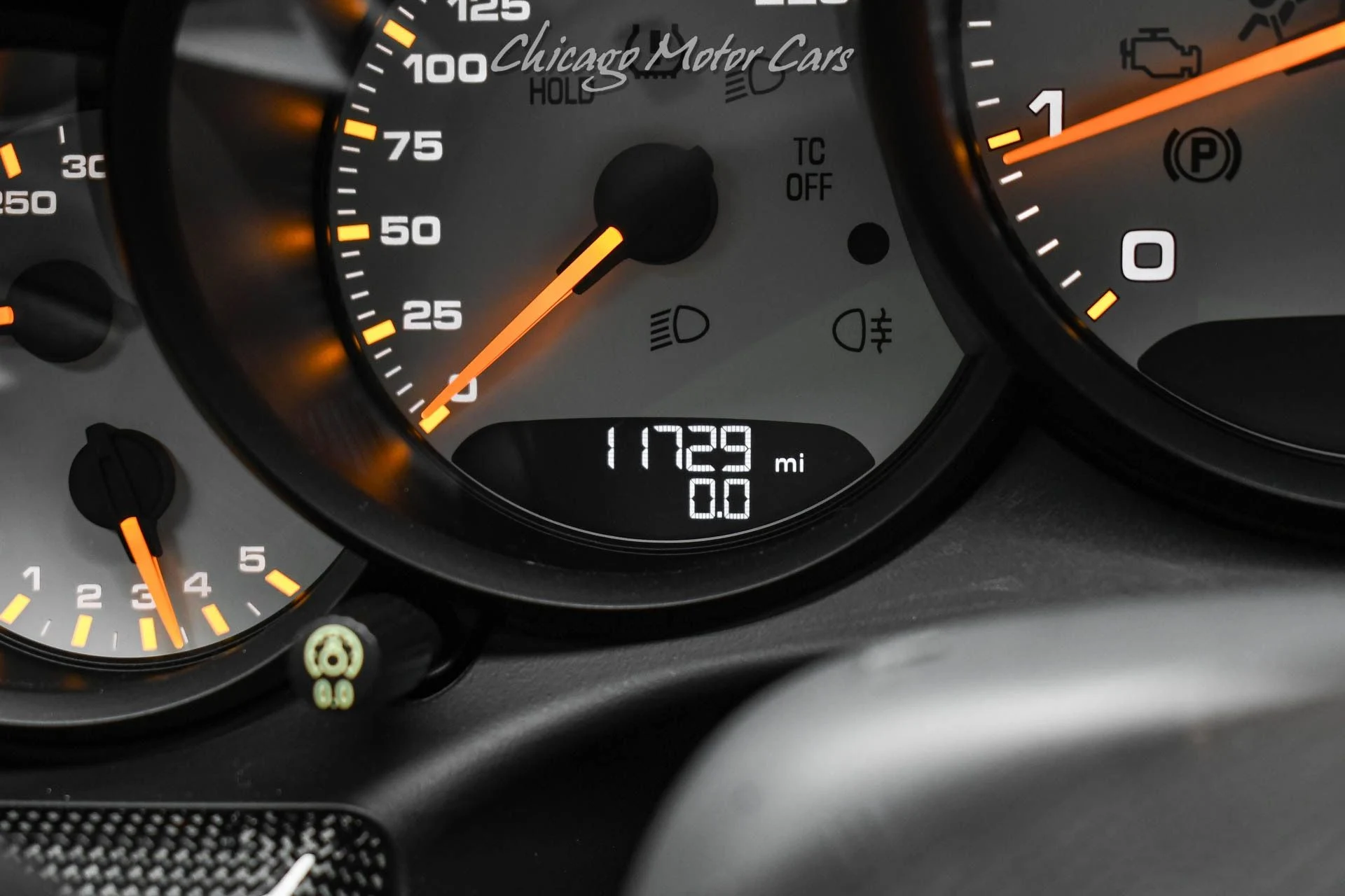 mph010_2540223472_13240_p11_l_b9685207fd