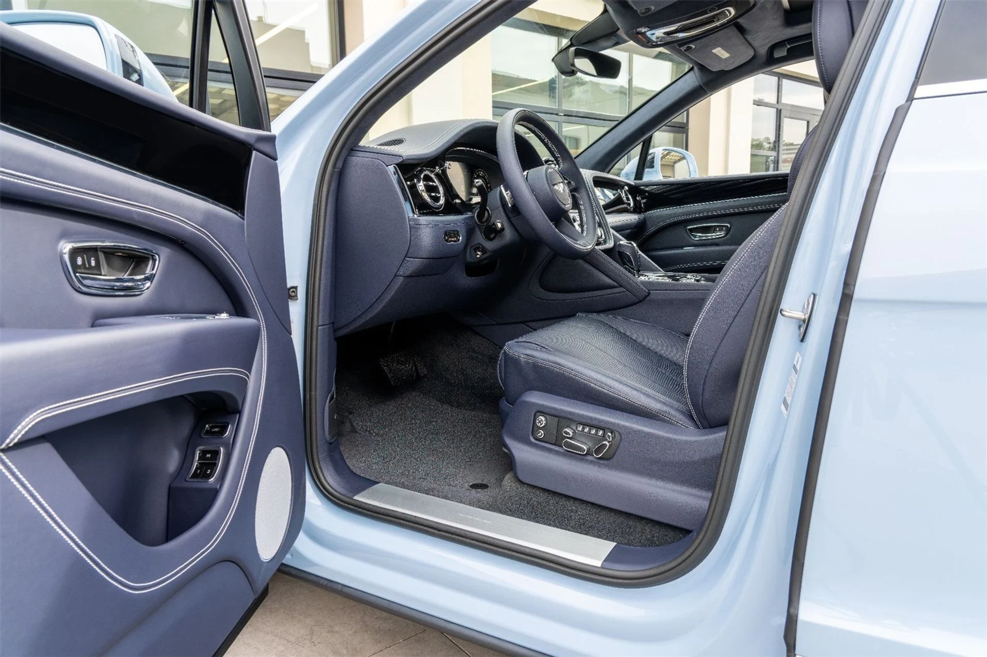 mph010_2541619662_2b5a0eb7c0447ae1ea15525113ca3bc1_c8e1f75e37