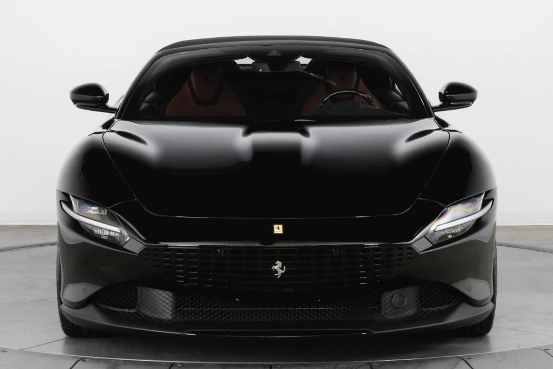 mph010_2541903809_Used_2024_Ferrari_Roma_Spider_77a0b0d401