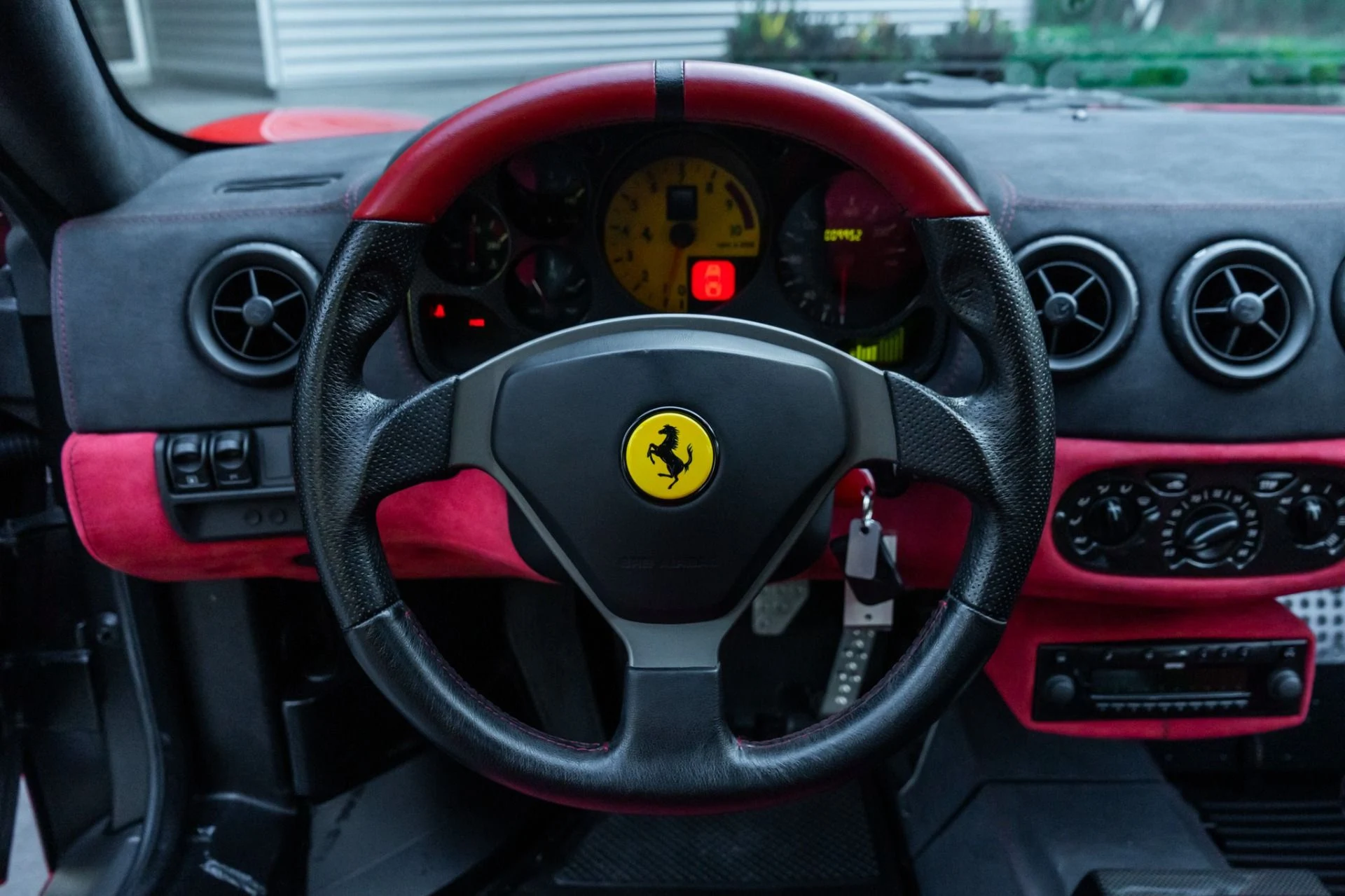 mph010_2548663562_Used_2004_Ferrari_360_Challenge_Stradale_1791474724_9fb04cb04b