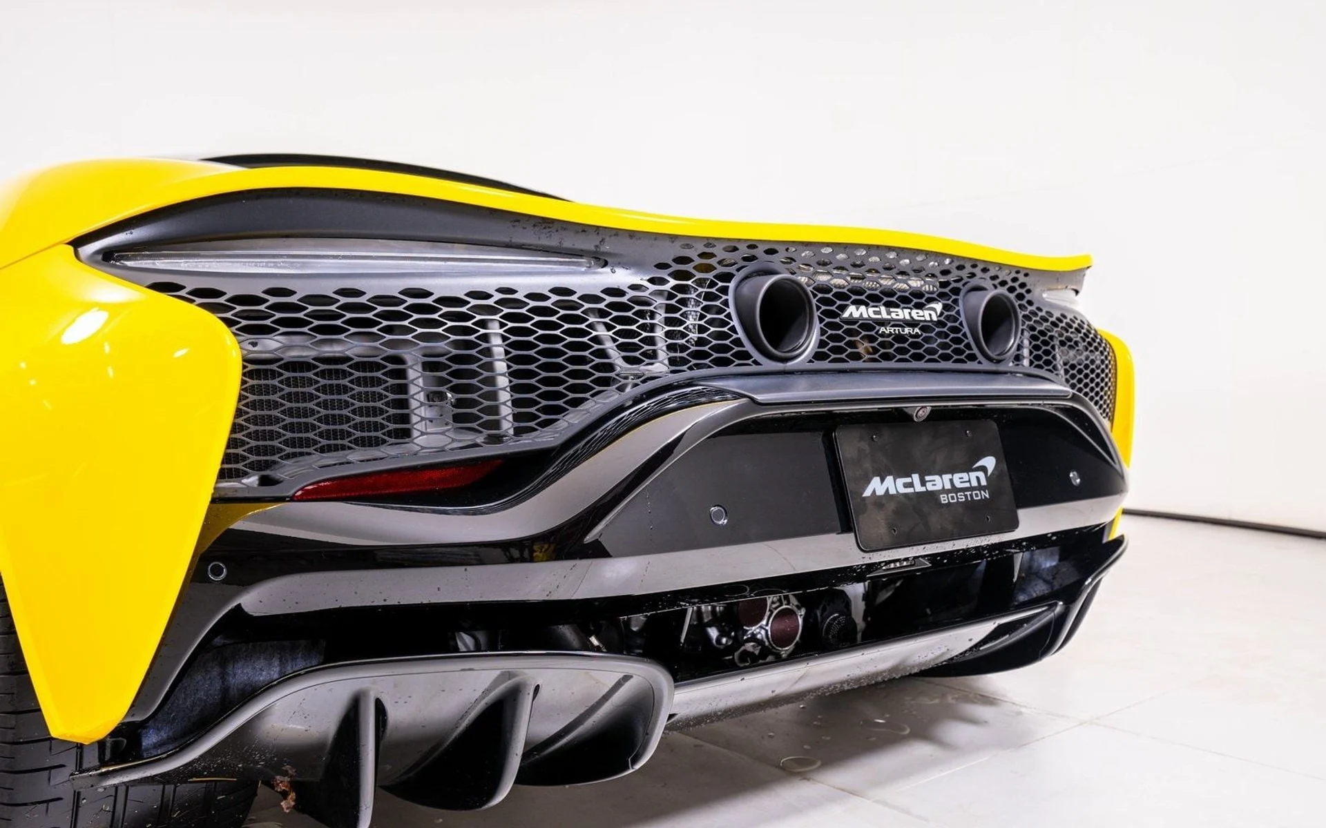 mph010_2553551829_ff324410dc9082cba373abe00046c17cx_18ed70d85a