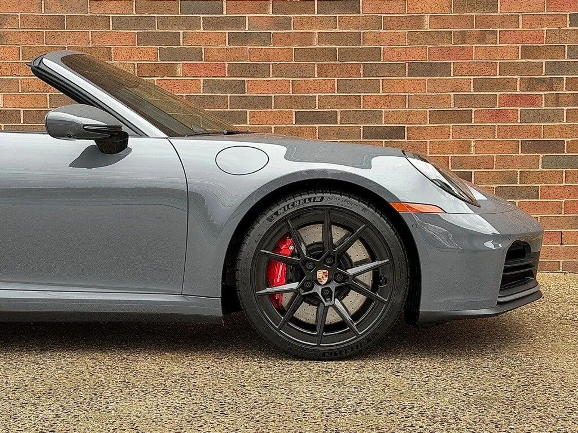 mph010_2556763741_4274dd7cce95b4858a43fecf23f580cex_dd6256c21f