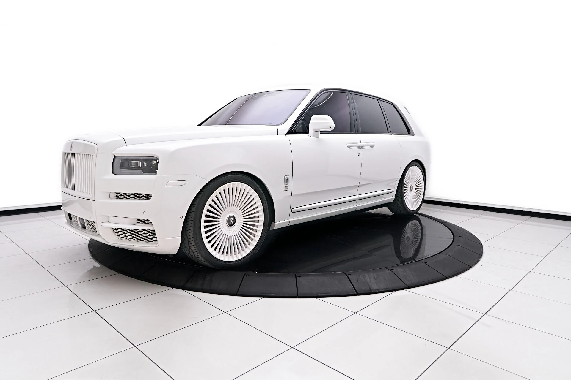 mph010_2561334484_Used_2021_Rolls_Royce_Cullinan_Base_1753128253_4b94cd0bd4