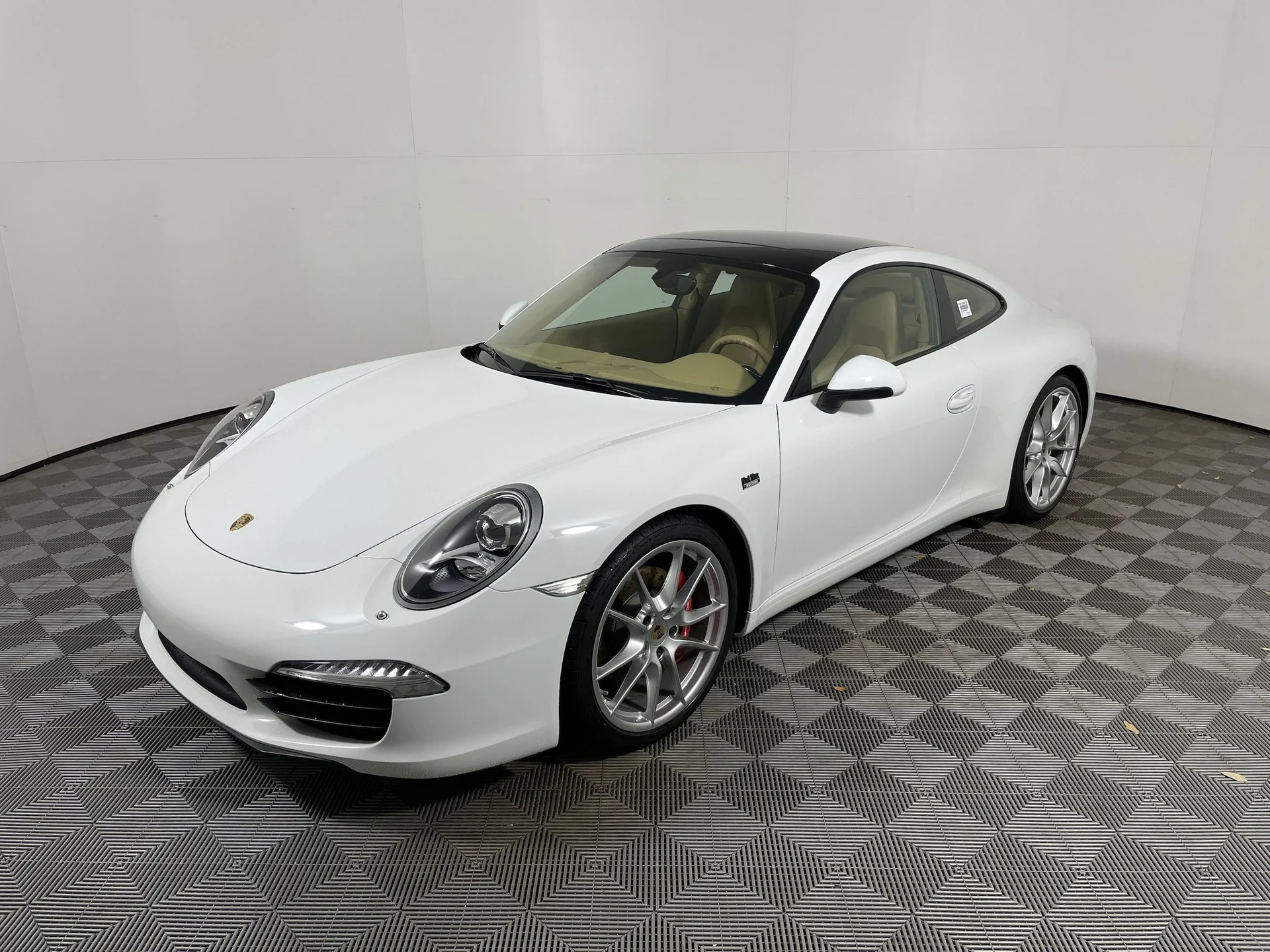 mph010_2563160195_c0c522f855bb82549573cb29392aeda7x_1b7649ab47