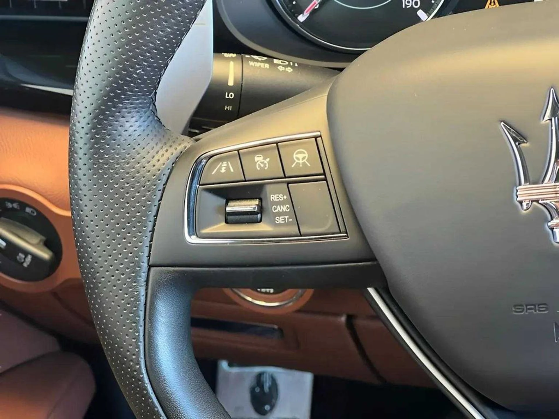 mph010_2564395620_eec3ee99082e72963798e9103bcc45e7x_52ed54e507