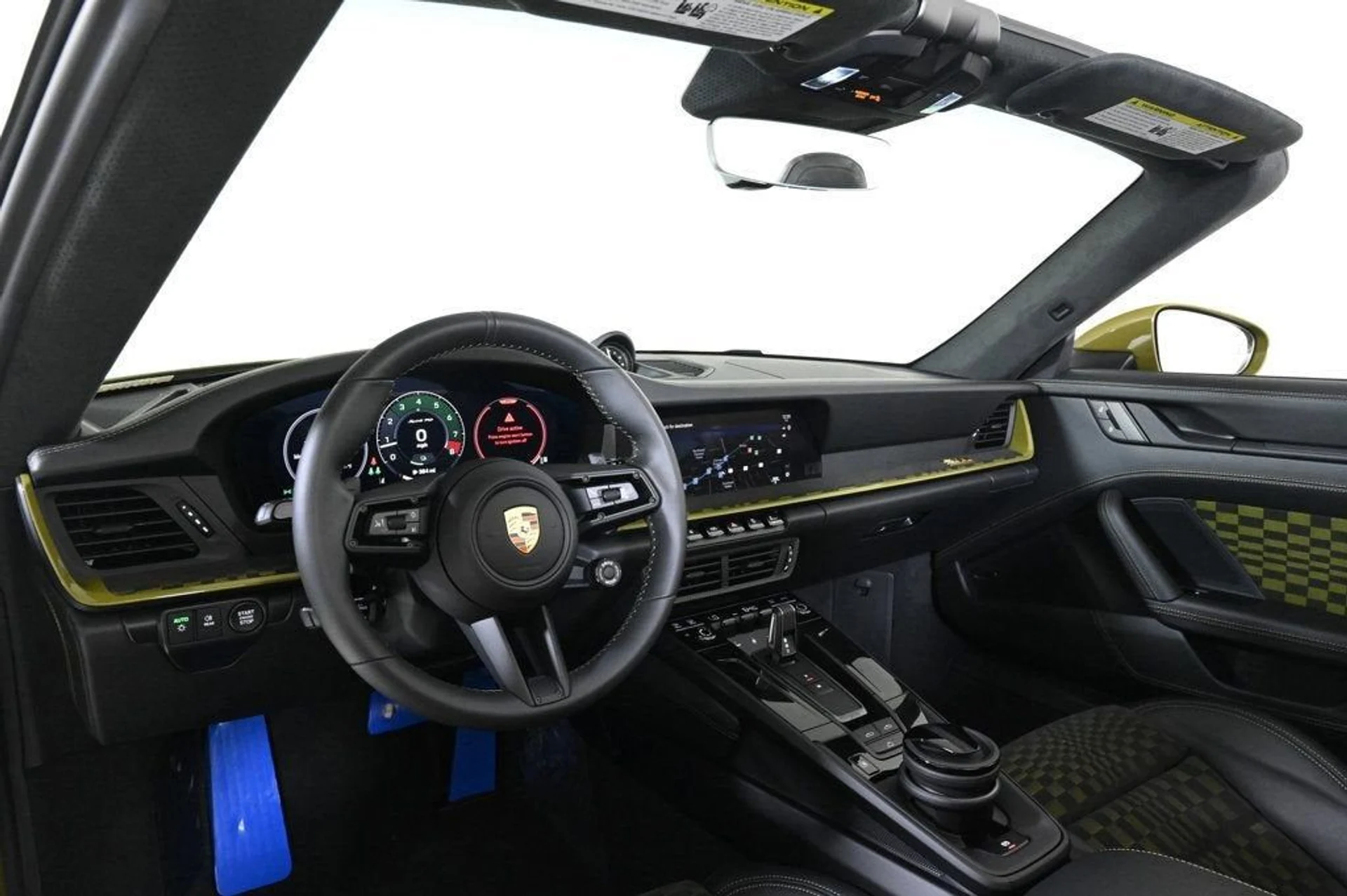 mph010_2566017764_c0fa12a976694957b26f8635493a0064_704a7cb2d8