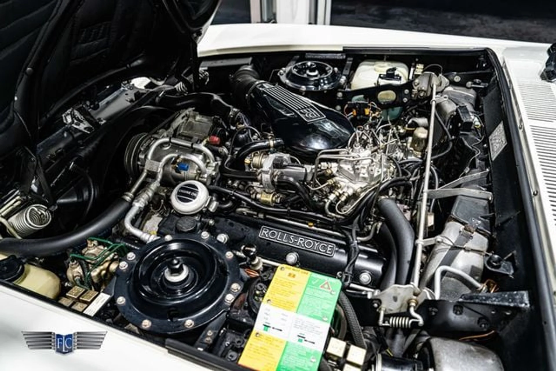 mph010_2566645190_used_1988_rolls_royce_corniche_cv_9689_23071252_15_640_1f1b5556a8