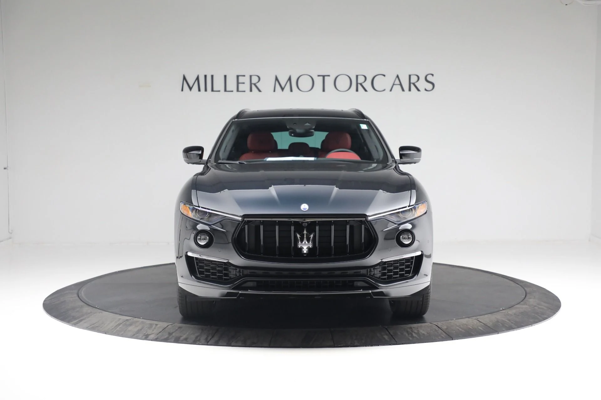 mph010_2571212601_Used_2022_Maserati_Levante_GT_1a686c8e7b