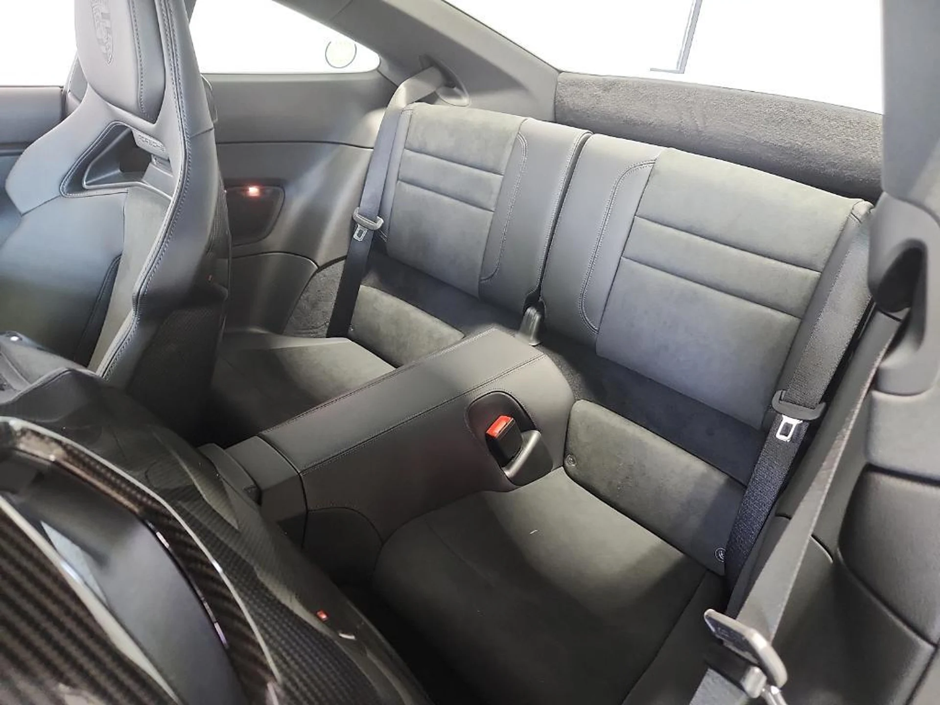 mph010_2572189685_lbg0_T4_ULG_Nf7_Un_Dr_MGQ_4_JE_Ov_P_Vg_8ec78df175