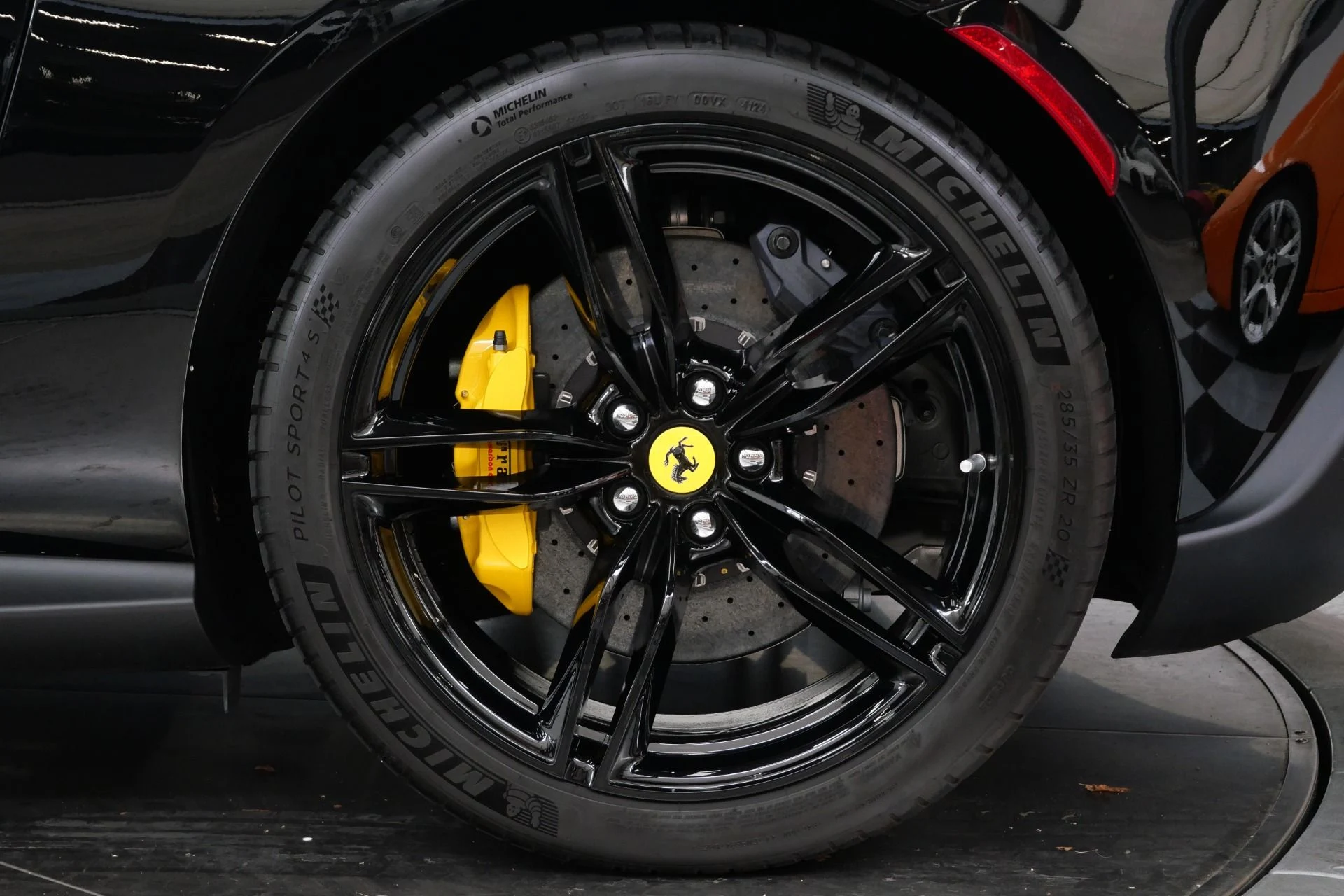 mph010_2575680957_Used_2025_Ferrari_Roma_Spider_Carbon_Fiber_Interior_Trim_Low_Miles_1784064795_a99123a818