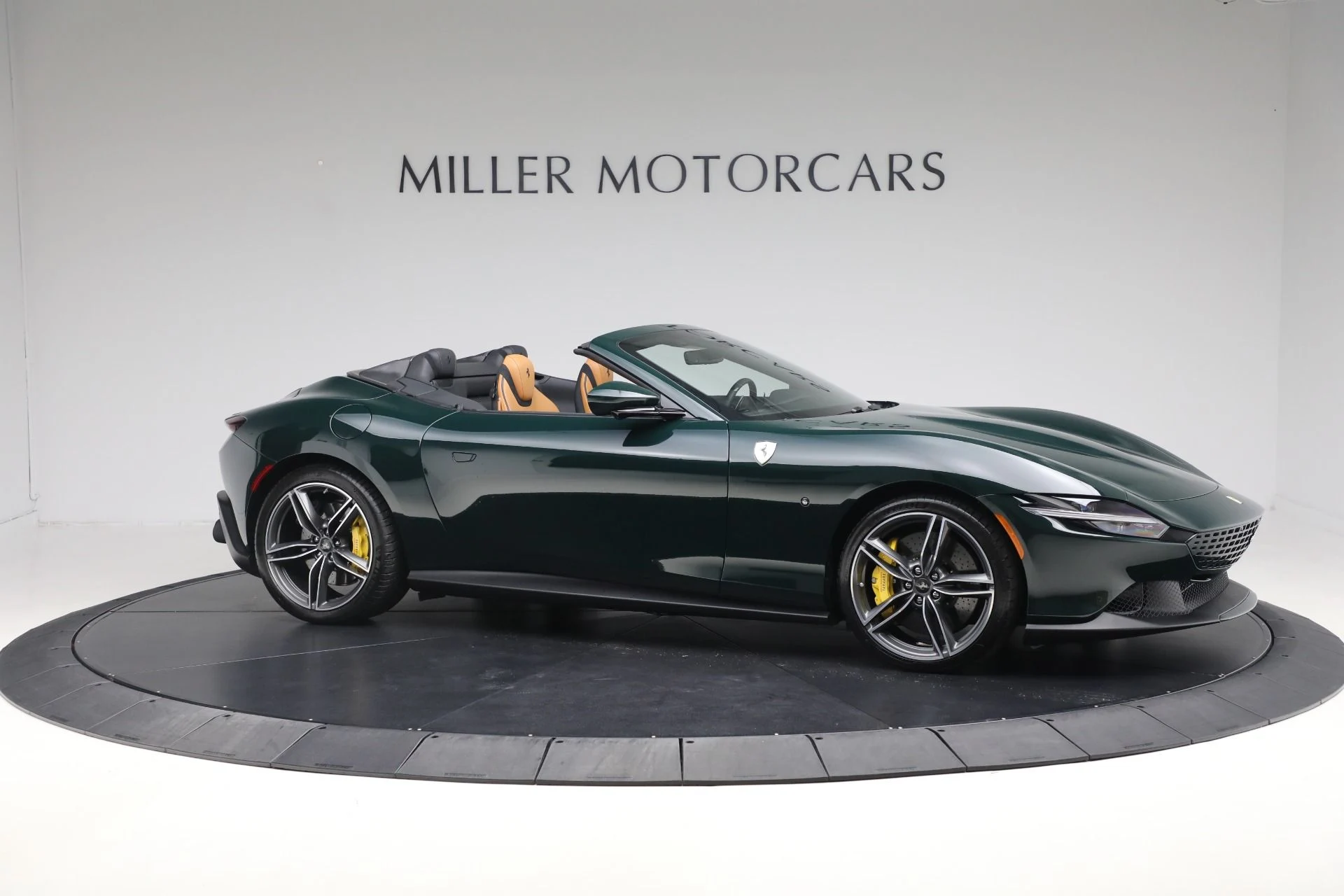 mph010_2581277351_Used_2025_Ferrari_Roma_Spider_1773763660_df6824c35b