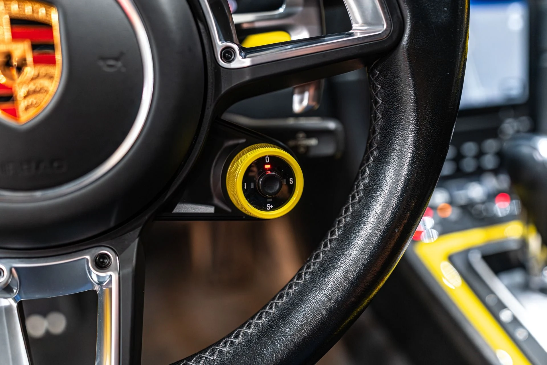 mph010_2583163945_13056_p11_l_9e296d29cd