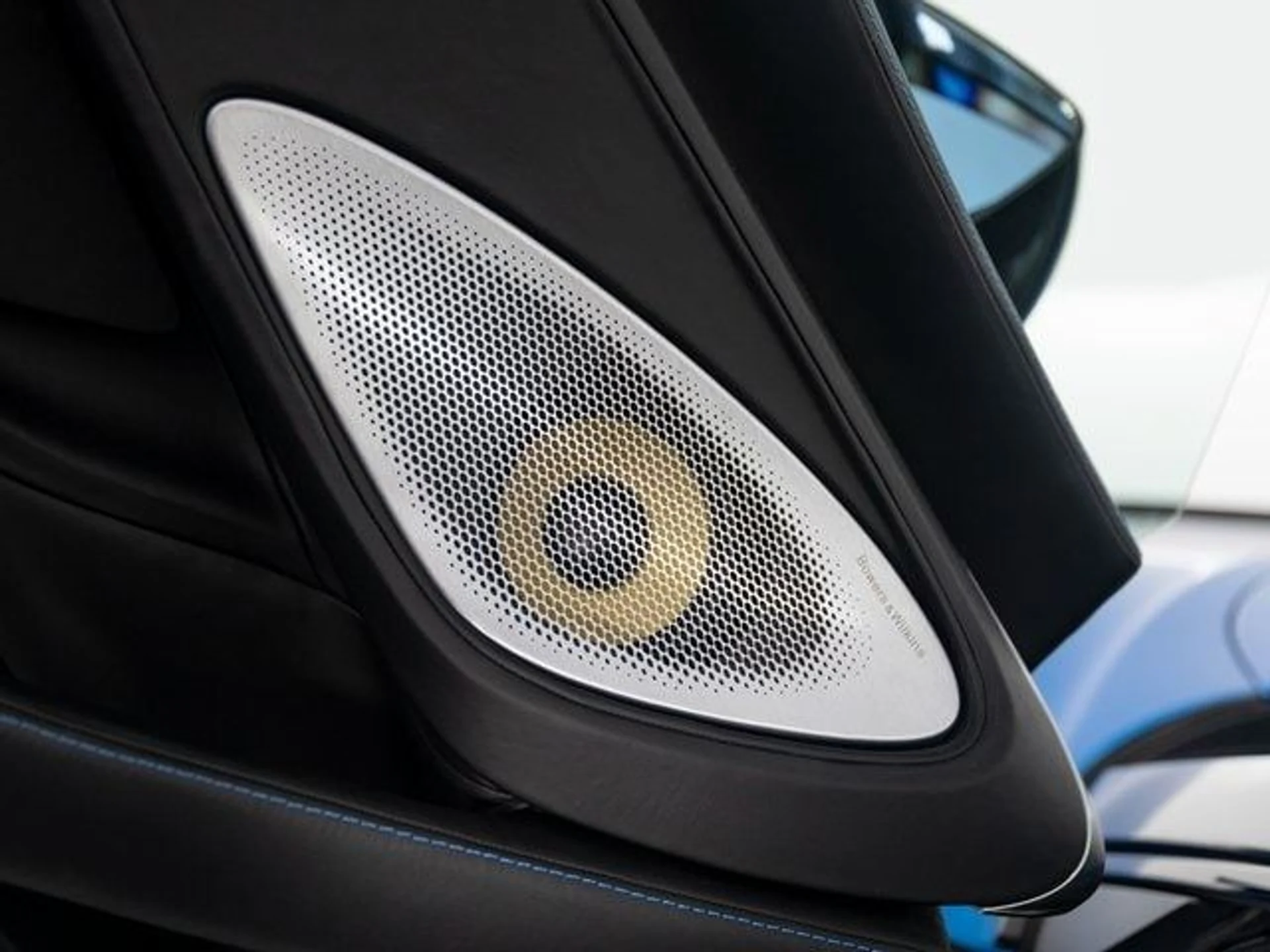 mph010_2590899273_c6bd767cbe4726bbf239e9d38b53dcfbx_a00a2a4e6f