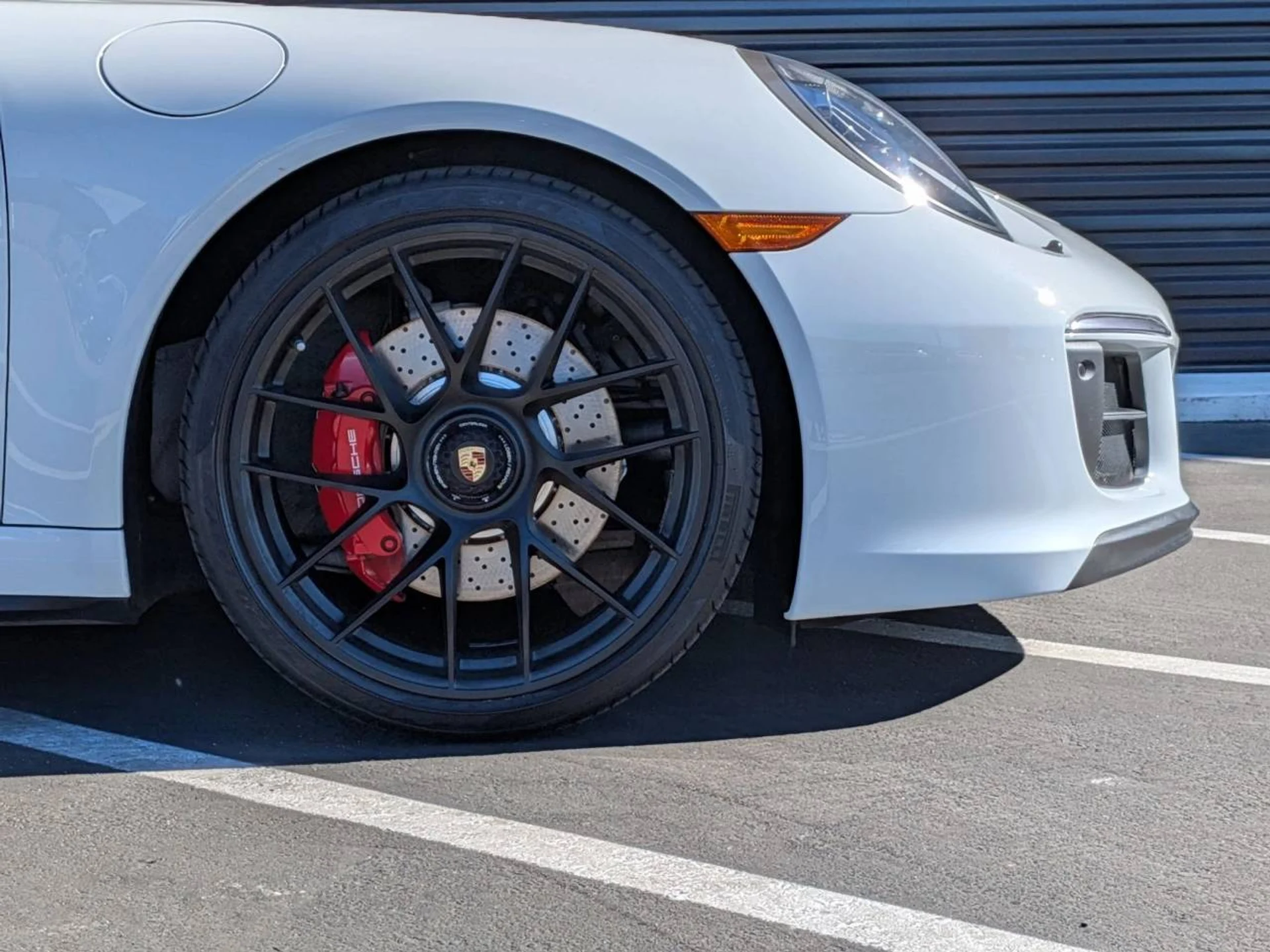 mph010_260347343_a18be45883df3466768a3ef579e36ea2_ef1d327453