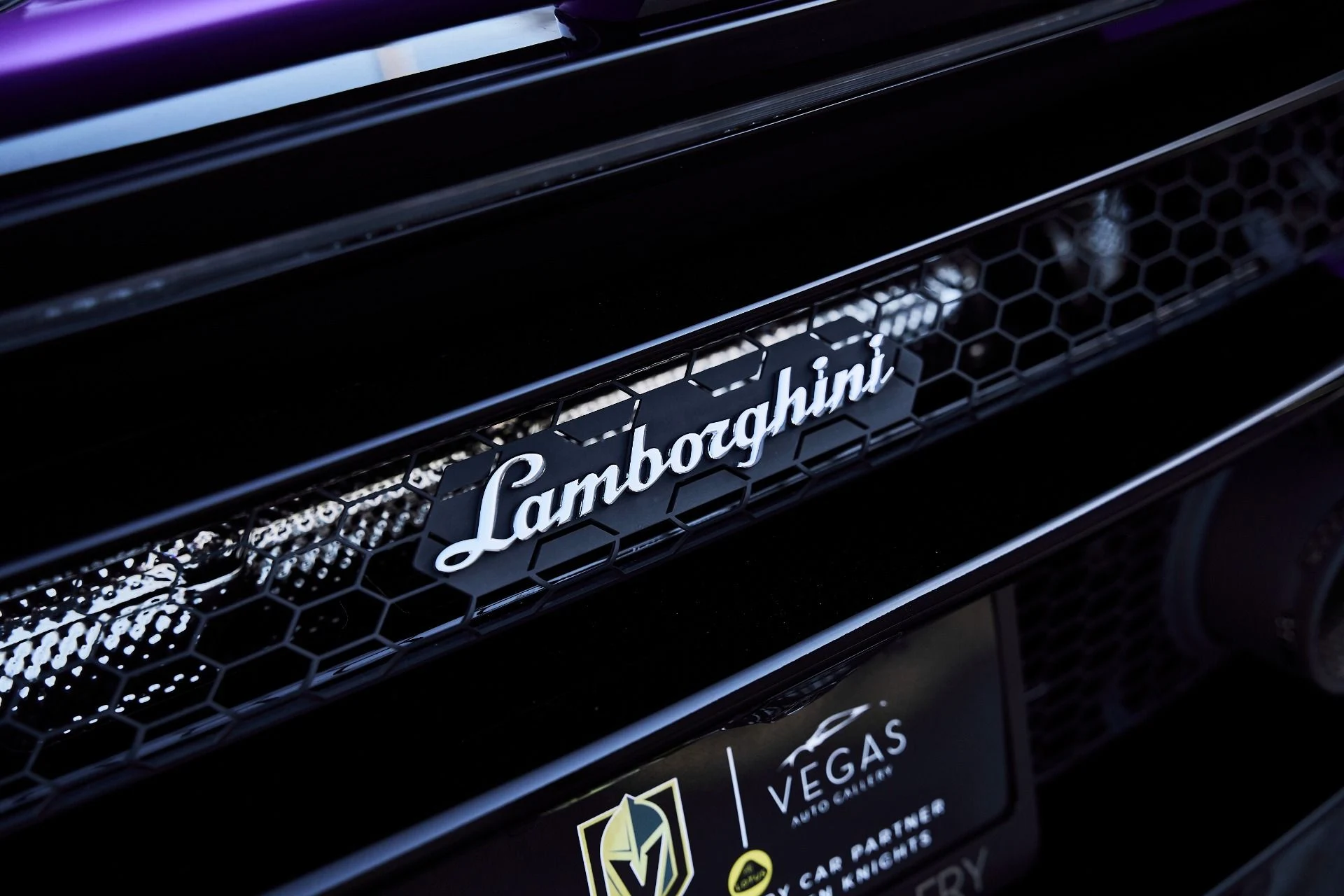 mph010_2605716727_Used_2024_Lamborghini_Huracan_EVO_Base_1774744493_1839f1401e