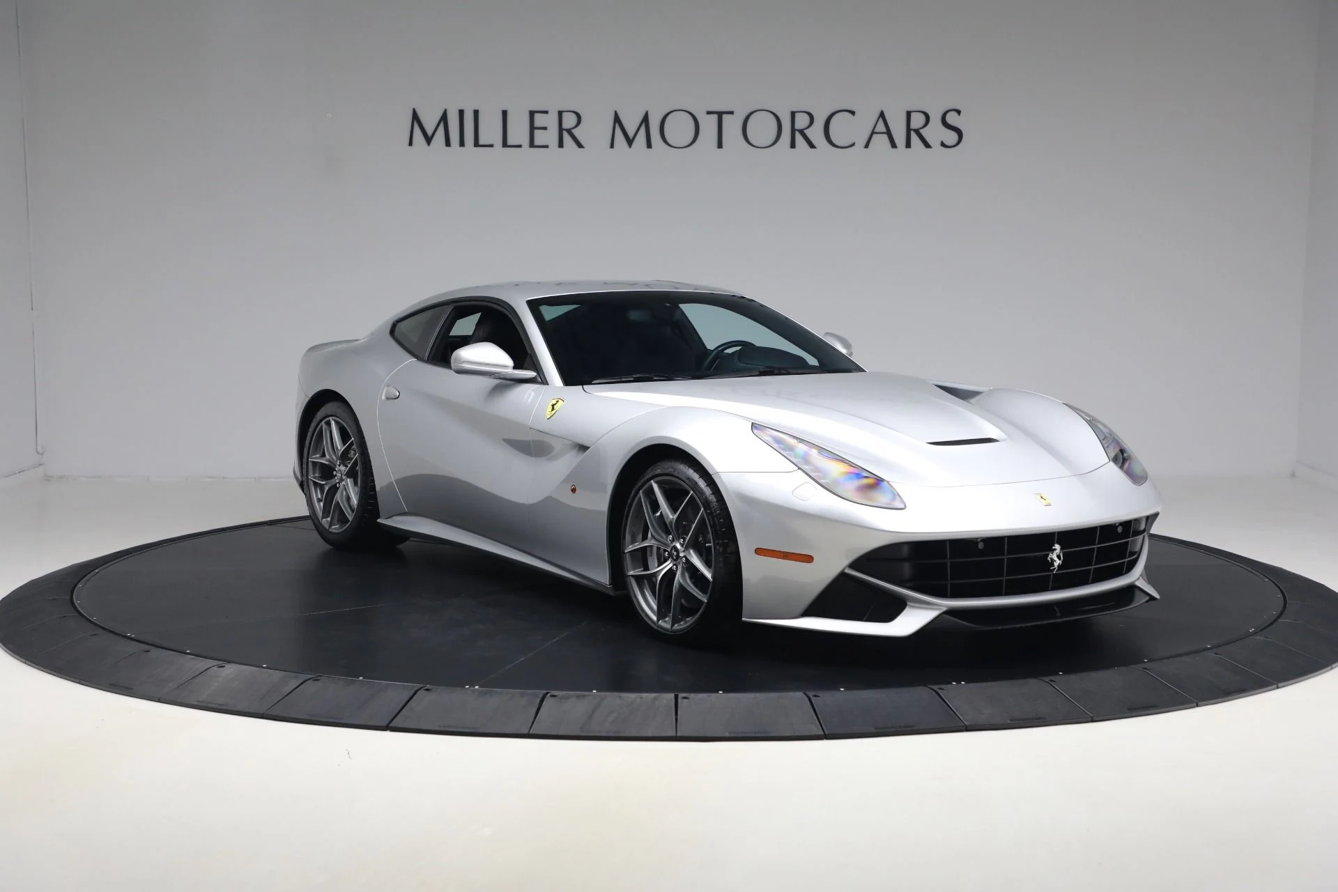mph010_2619551636_Used_2014_Ferrari_F12berlinetta_1789580731_3b2214f263