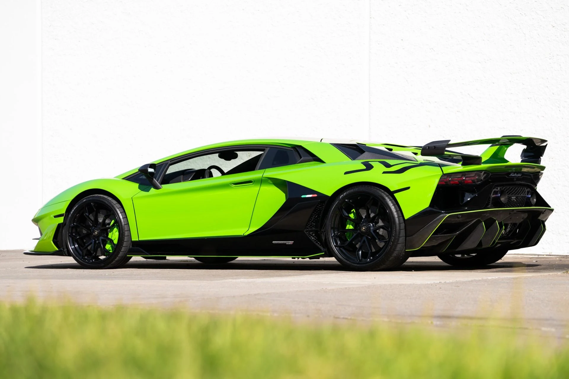 mph010_2622775433_Used_2019_Lamborghini_Aventador_LP_770_4_SVJ_1771431359_b602f575a2