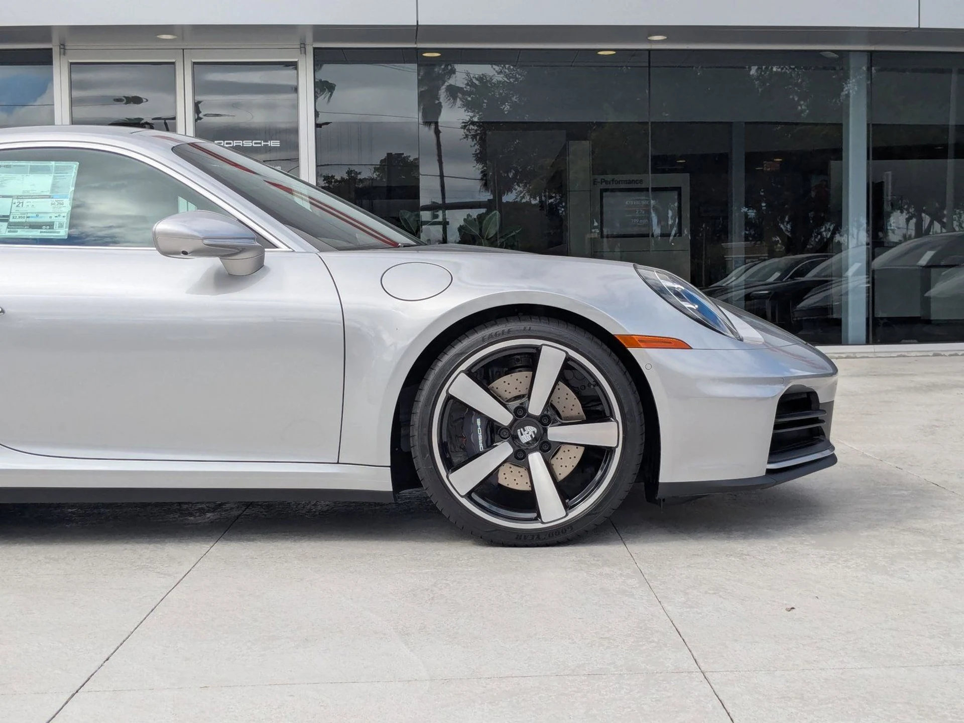 mph010_2630745770_105db4d626b3e850266a30b2d67621f6x_f825296343