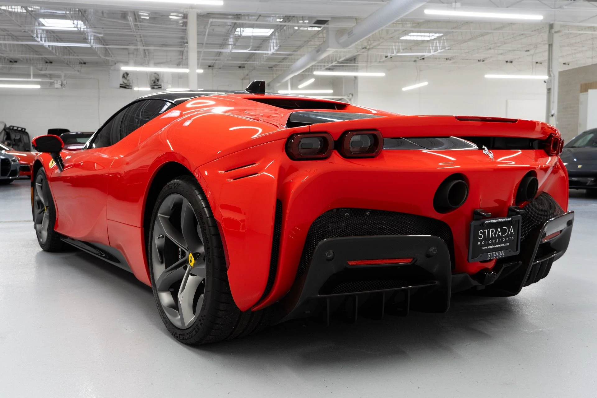mph010_2636714164_Used_2022_Ferrari_SF_90_Stradale_1736189178_9fe45f117b