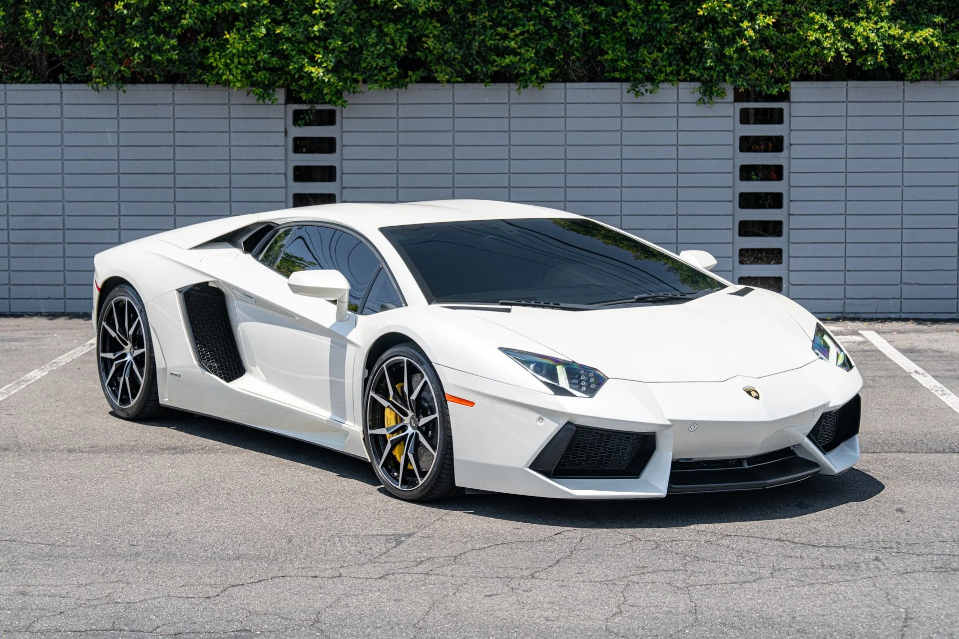 mph010_2639617087_Used_2013_Lamborghini_Aventador_LP_700_4_1753157578_4e3e809dac