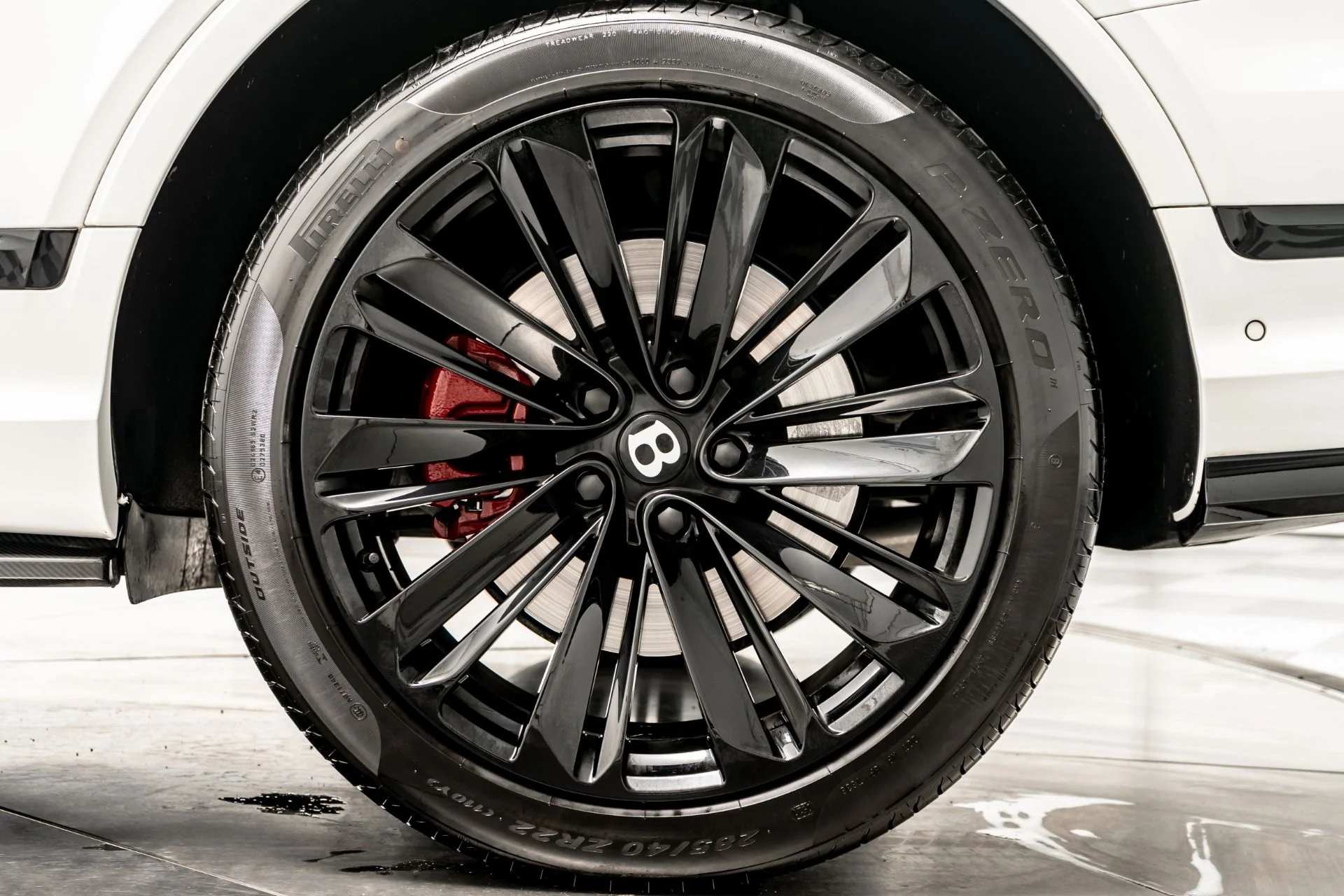 mph010_2641244090_Used_2021_Bentley_Bentayga_Speed_Blackline_Specification_Four_Seat_Comfort_Specification_1755702398_317826114b