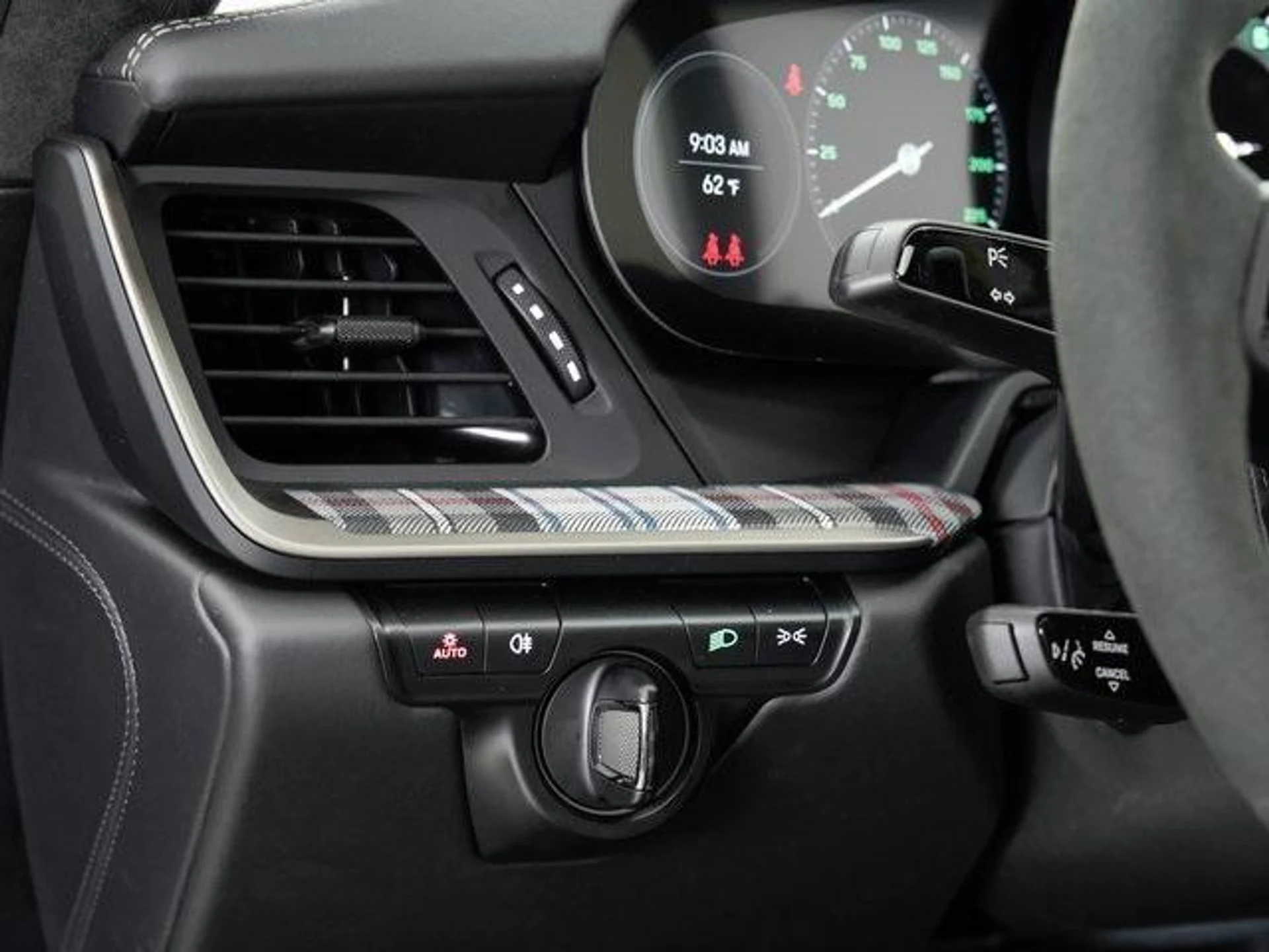 mph010_2646123221_NWI_4_P_Lu_Pjvlr_K40u_T0e_W9zdx_Xio_f5455f9542