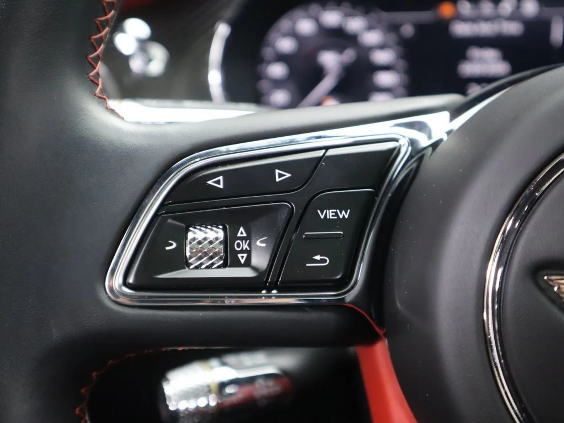 mph010_2650346145_used_2024_bentley_continental_gtmullinerw12coupe_8119_22988446_11_1024_6db7369933