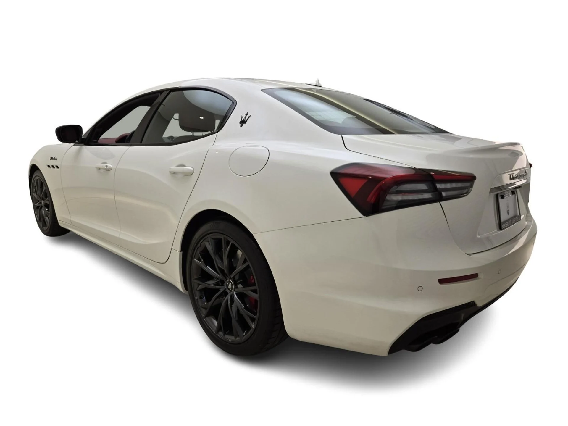 mph010_2653404447_Used_2022_Maserati_Ghibli_Modena_1753164474_ad86b79e60