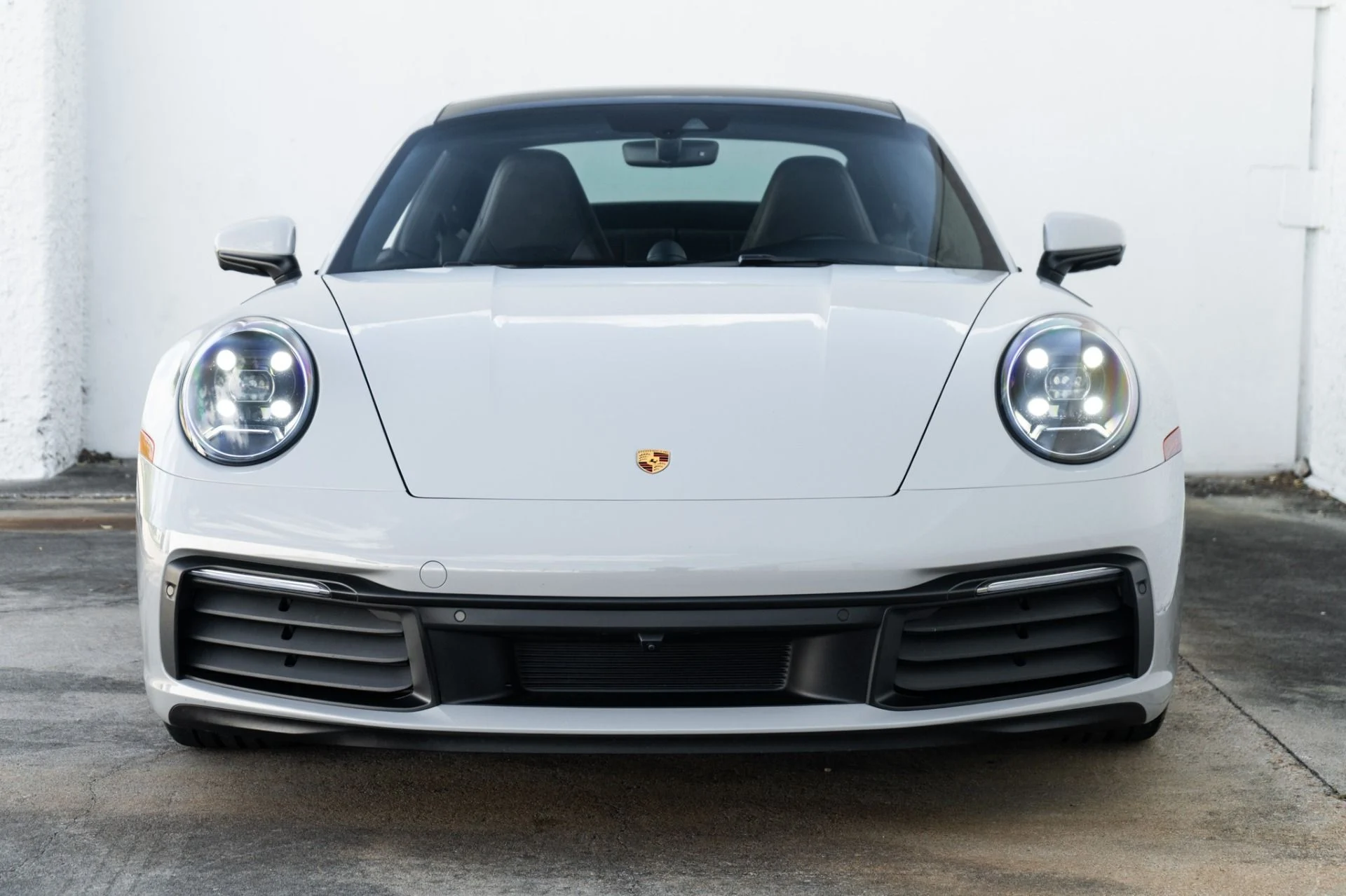 mph010_2659537551_Used_2021_Porsche_911_Carrera_1774908148_8bbf18d6bf