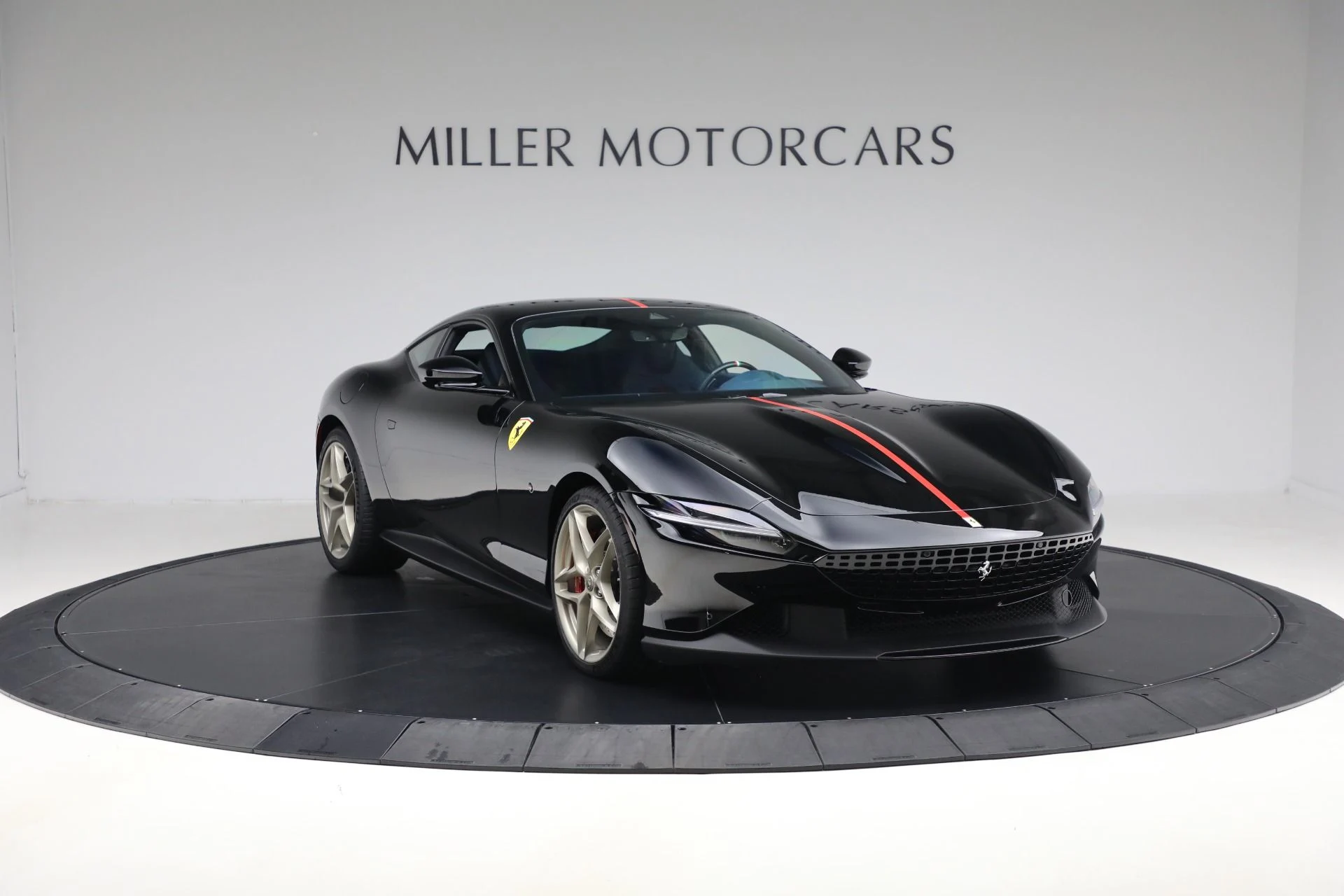 mph010_2666881597_Used_2022_Ferrari_Roma_6ad4e3890a