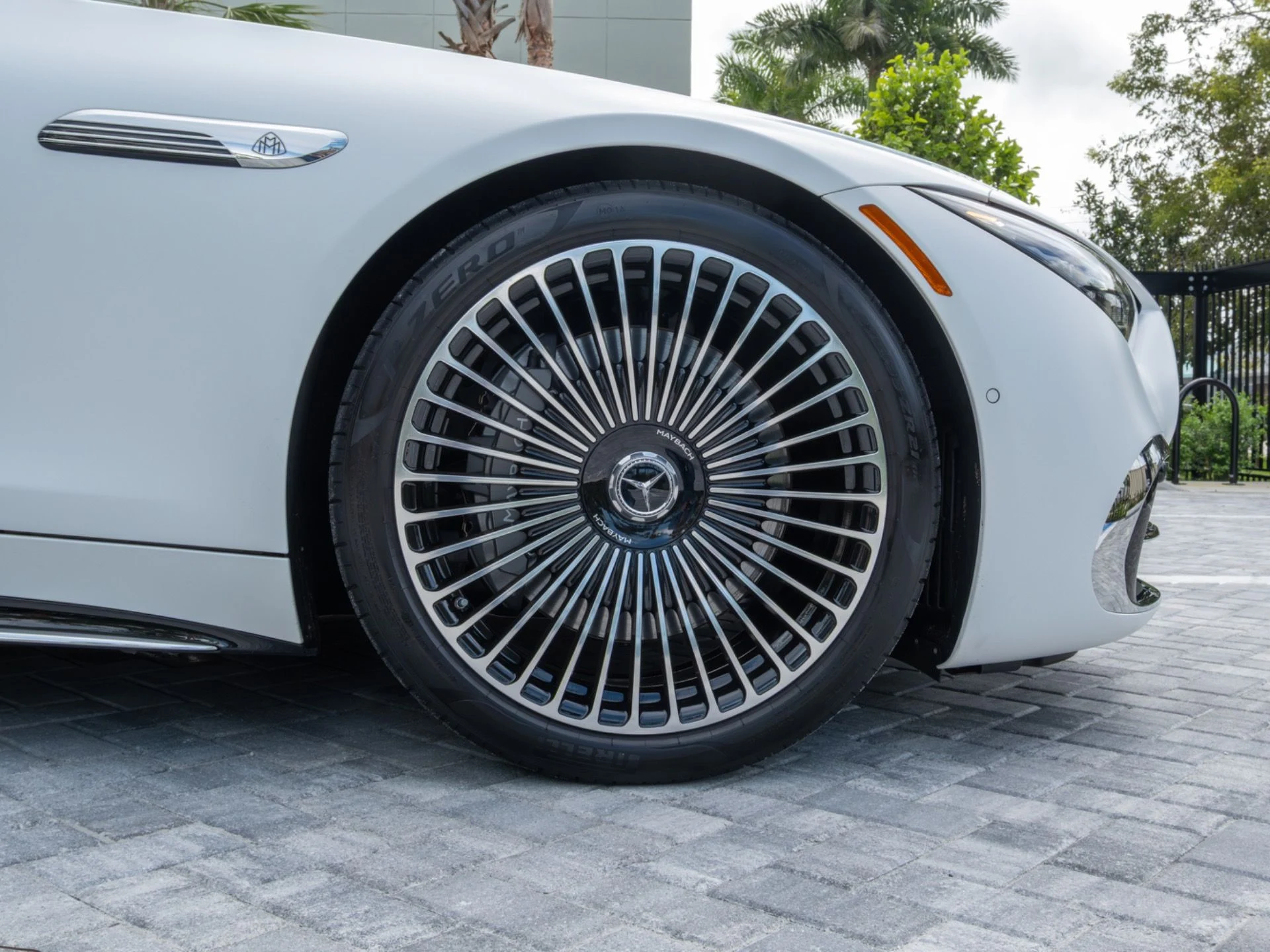 mph010_2667180623_Used_2026_Mercedes_Benz_SL_Maybach_SL_680_Monogram_Series_1775231650_60441e7ae1