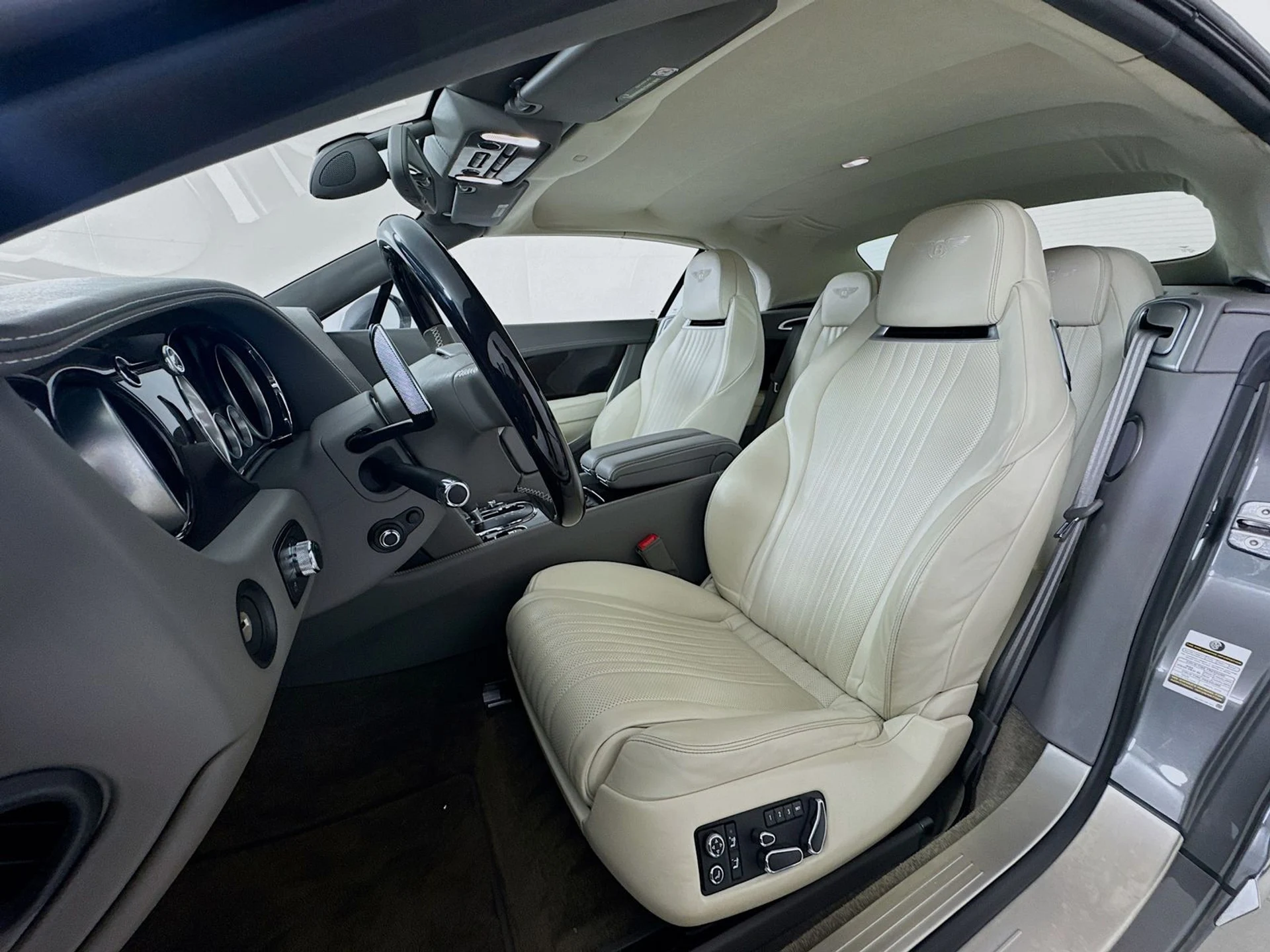 mph010_2667936141_b884906cbae7d7f84f93504b18b5e2ddx_1210bd397b