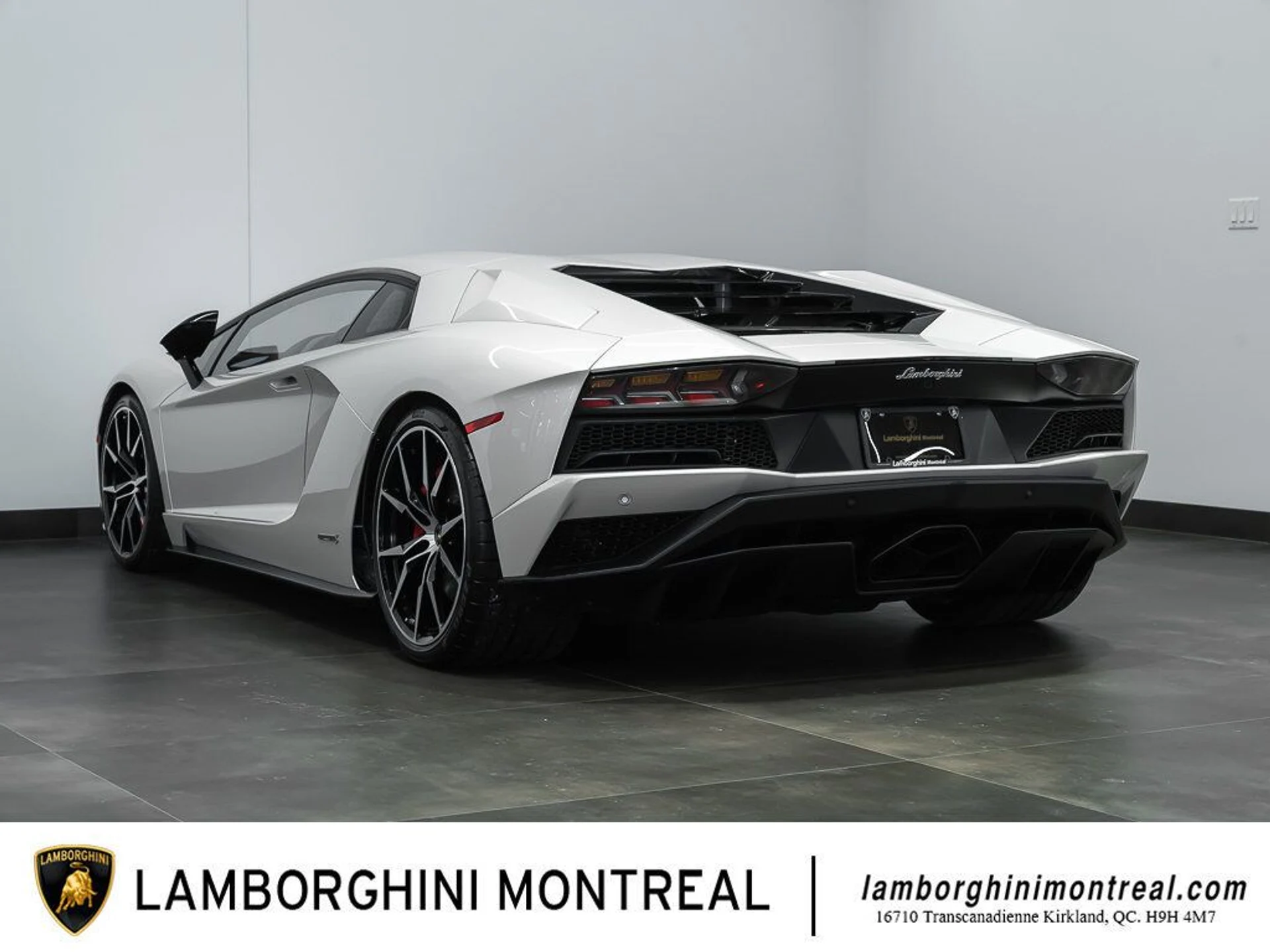 mph010_2668485893_lamborghini_aventador_2017_jpg_v_1754355019_20e89817ce