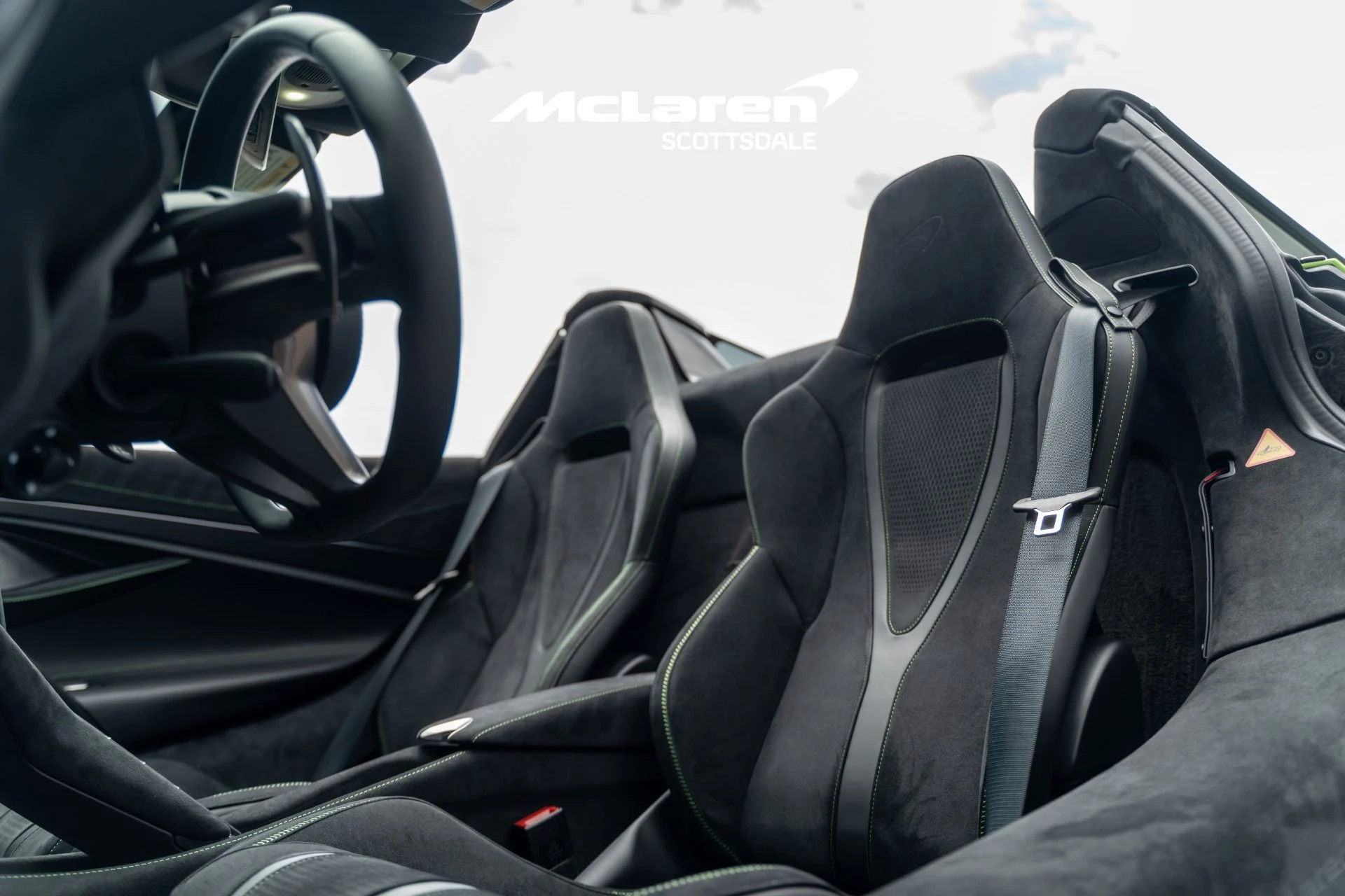mph010_2668604945_Used_2026_MCLAREN_750_S_1782507557_896f3d93f8