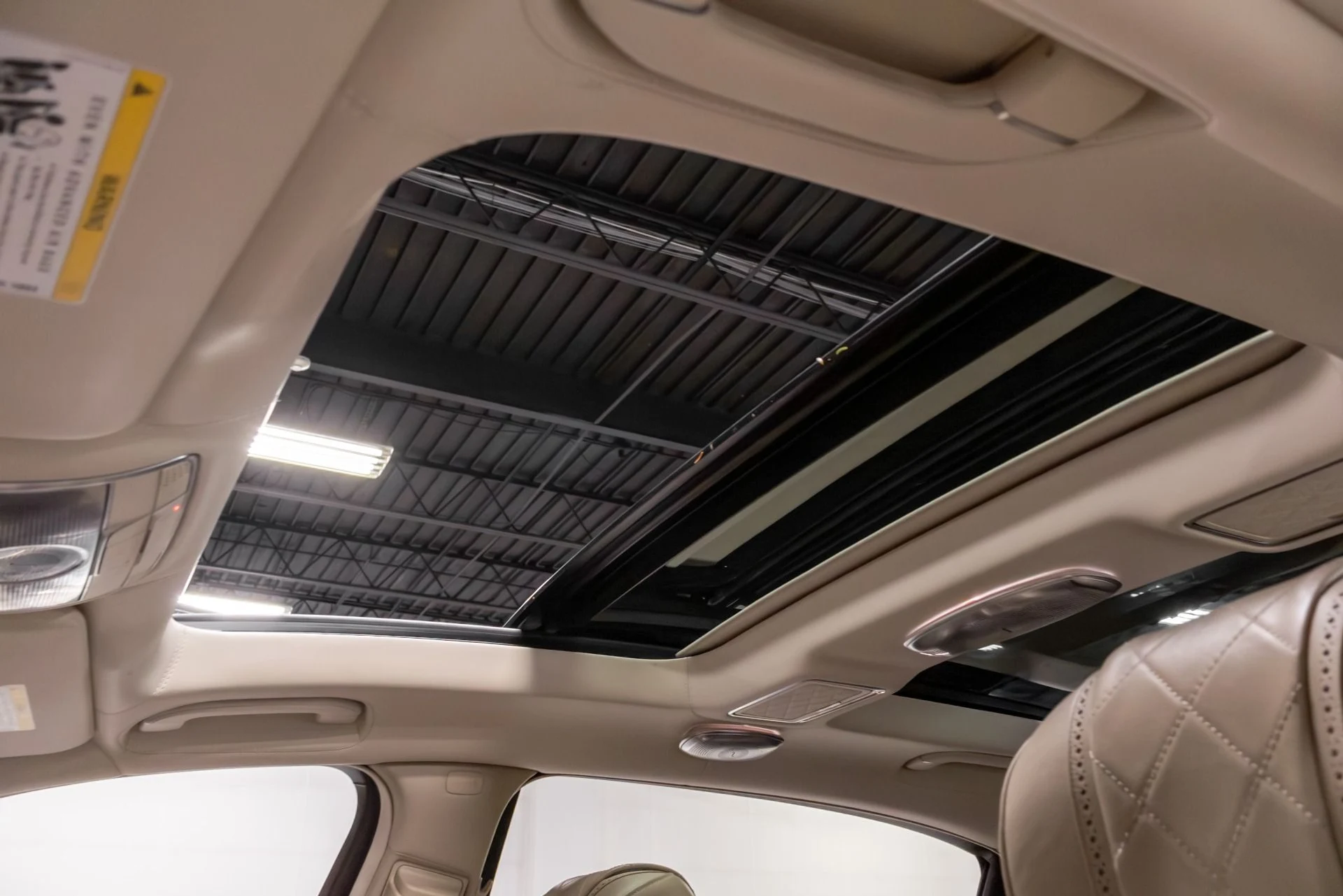 mph010_2671672388_Used_2020_Mercedes_Benz_S_Class_Maybach_S_560_4_MATIC_1762813643_5993317c41