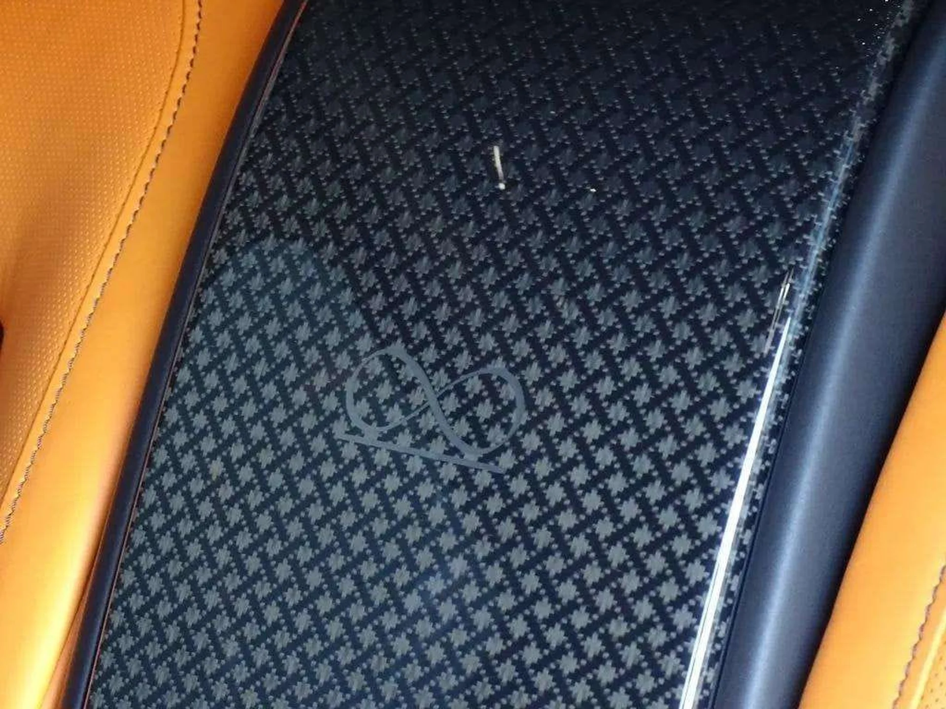 mph010_2680625934_f821c1721954398b34e8278d4595c334x_600e7242c8