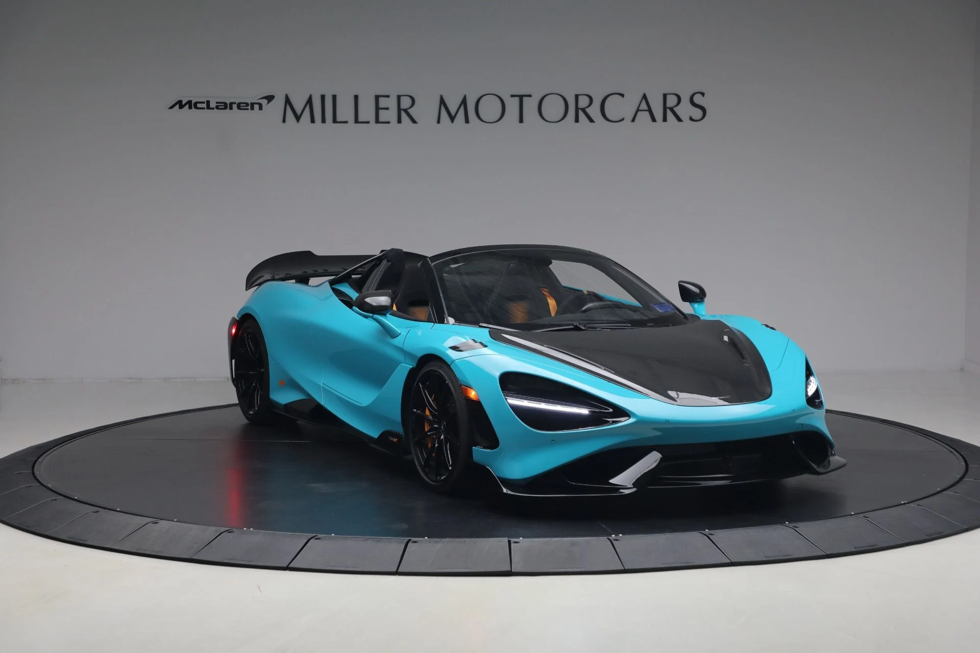 mph010_2685024343_Used_2022_Mc_Laren_765_LT_Spider_c35e626580